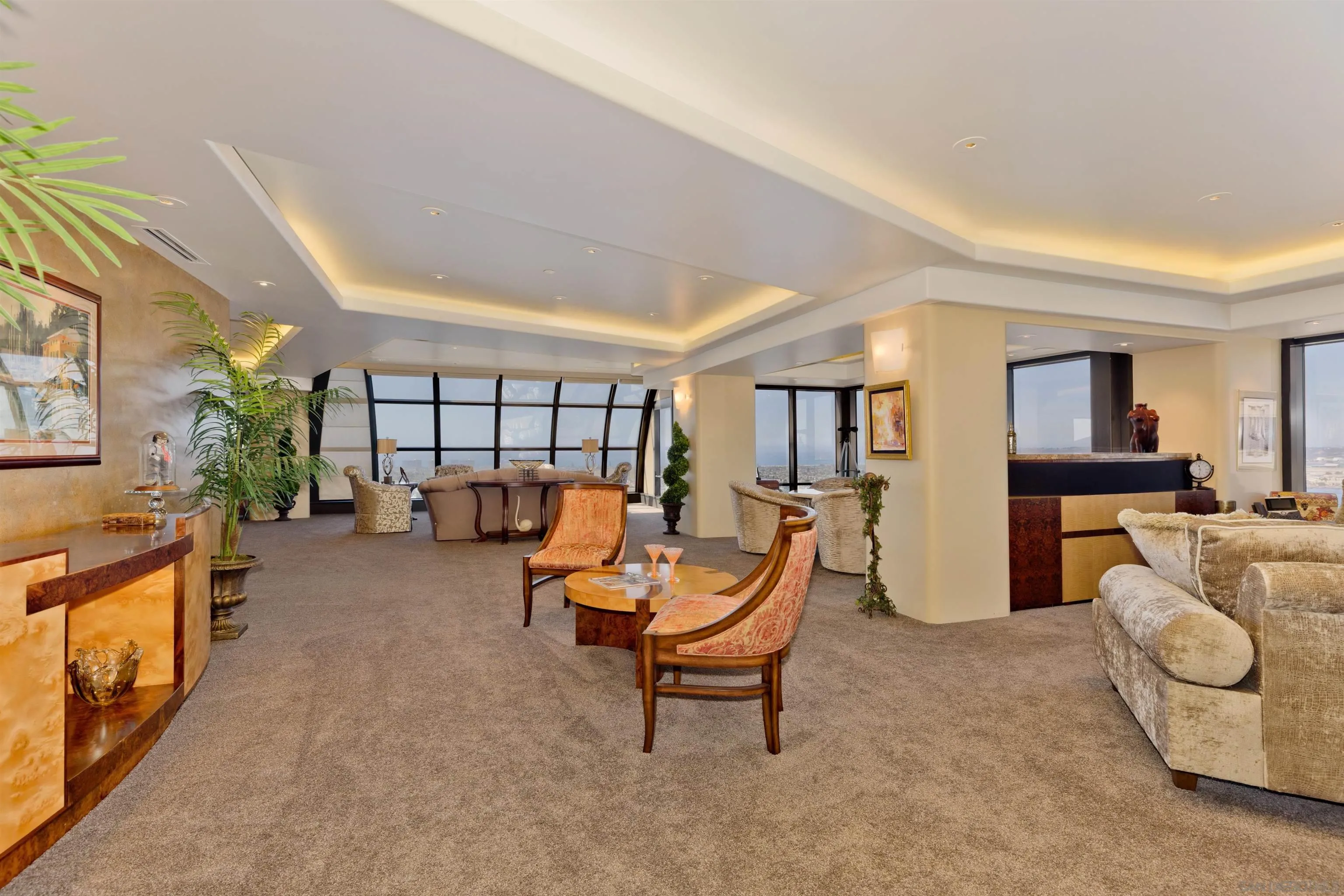 https://cdn.realtyfeed.com/cdn/127/220023448/2cb8c0209b52f476990721cb626fcf9d.webp