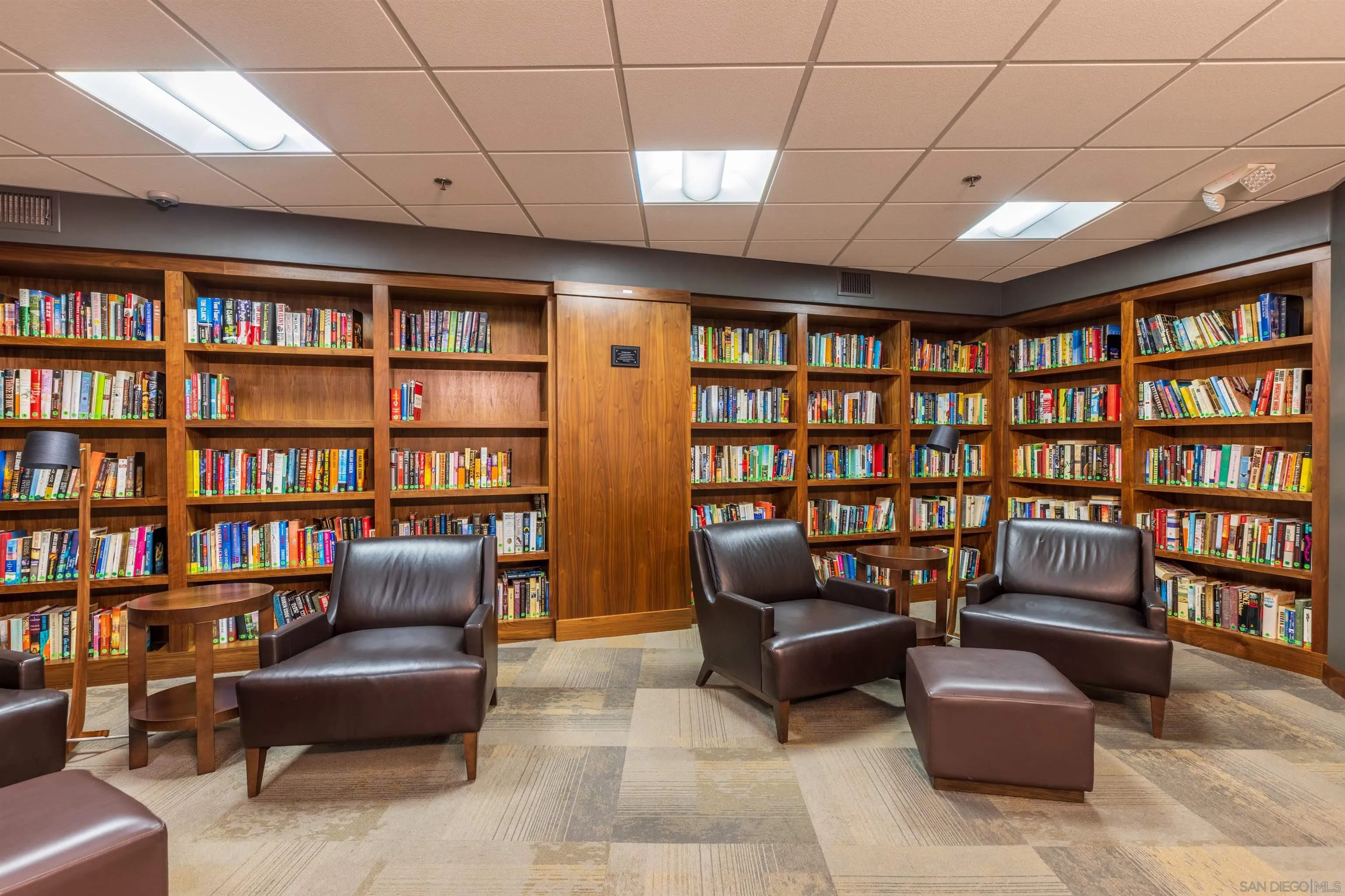 https://cdn.realtyfeed.com/cdn/127/220023448/a07d4f69bcaff624b2af5c9181928453.webp
