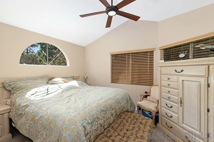 https://cdn.realtyfeed.com/cdn/127/220023482/11d48261d31611011a96e532cae1b8ae.webp