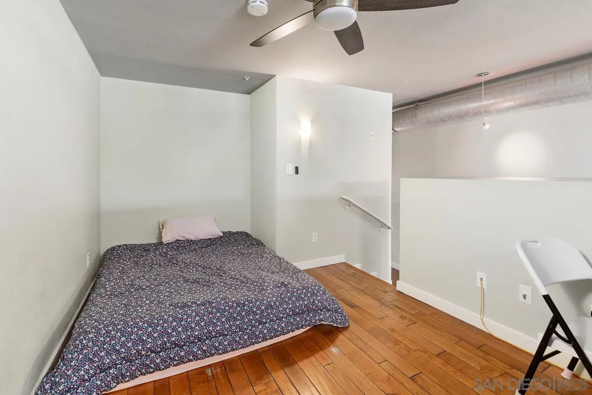 https://cdn.realtyfeed.com/cdn/127/220023968/4cb7beed64a42a13f400abbe0ffe5787.webp