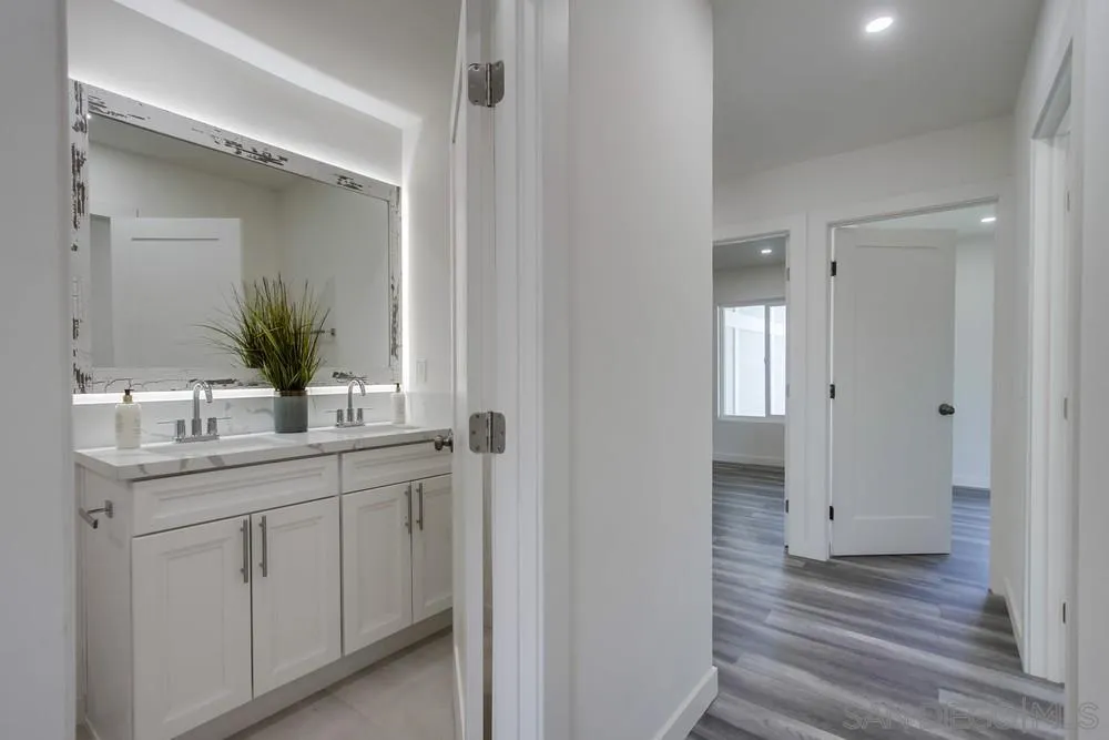 https://cdn.realtyfeed.com/cdn/127/220024022/666406461c225ab7099363c794fcb60d.webp