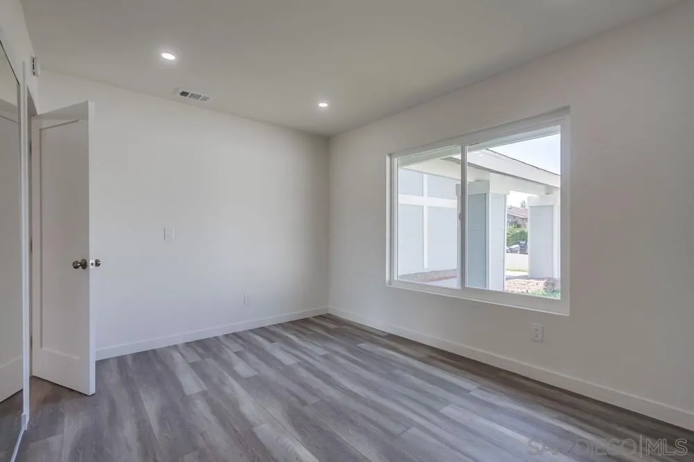 https://cdn.realtyfeed.com/cdn/127/220024022/93a22557e627e8178dc11680883ec3b1.webp