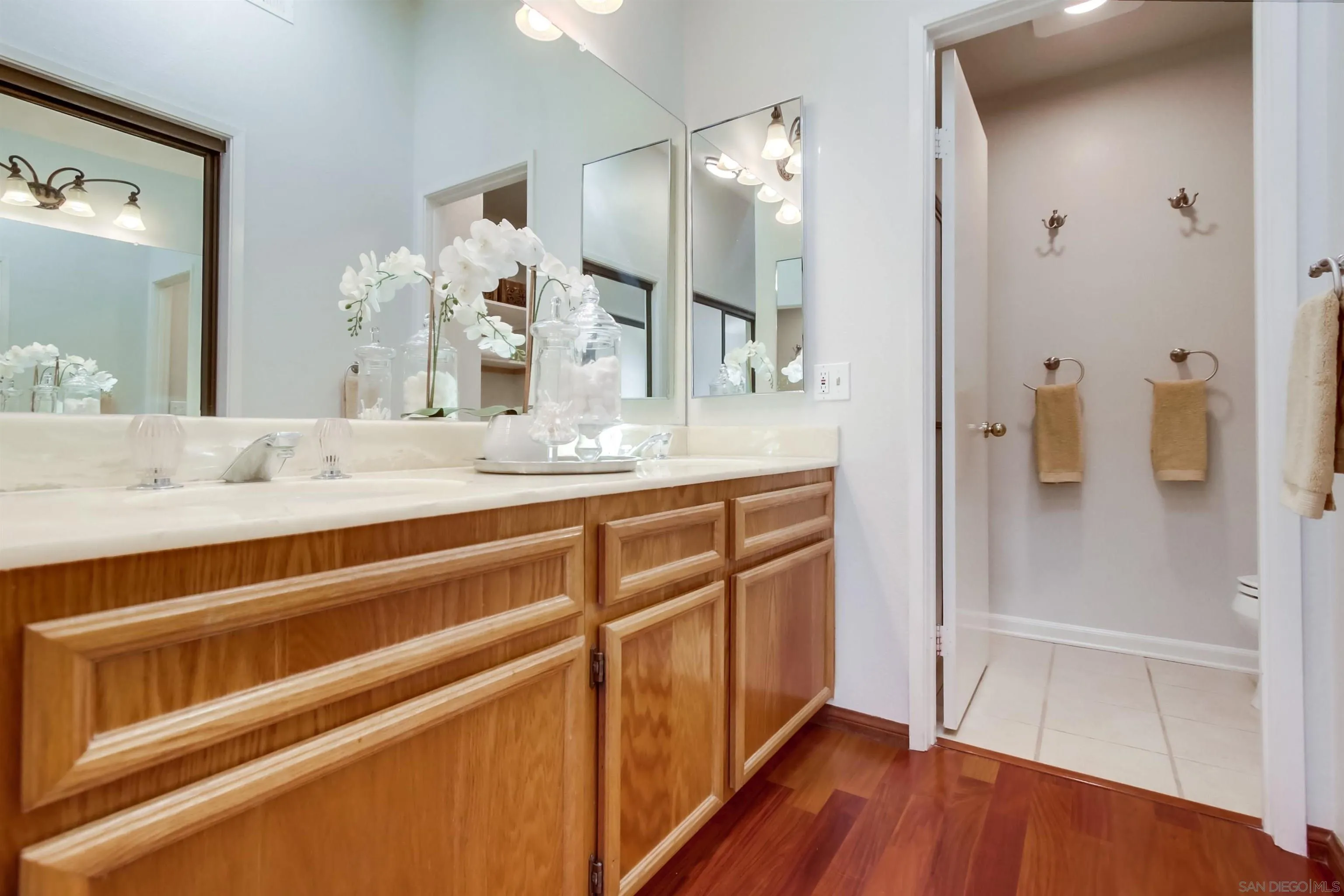 https://cdn.realtyfeed.com/cdn/127/220024119/0d63c6ed861ad64301bf14d38de80565.webp