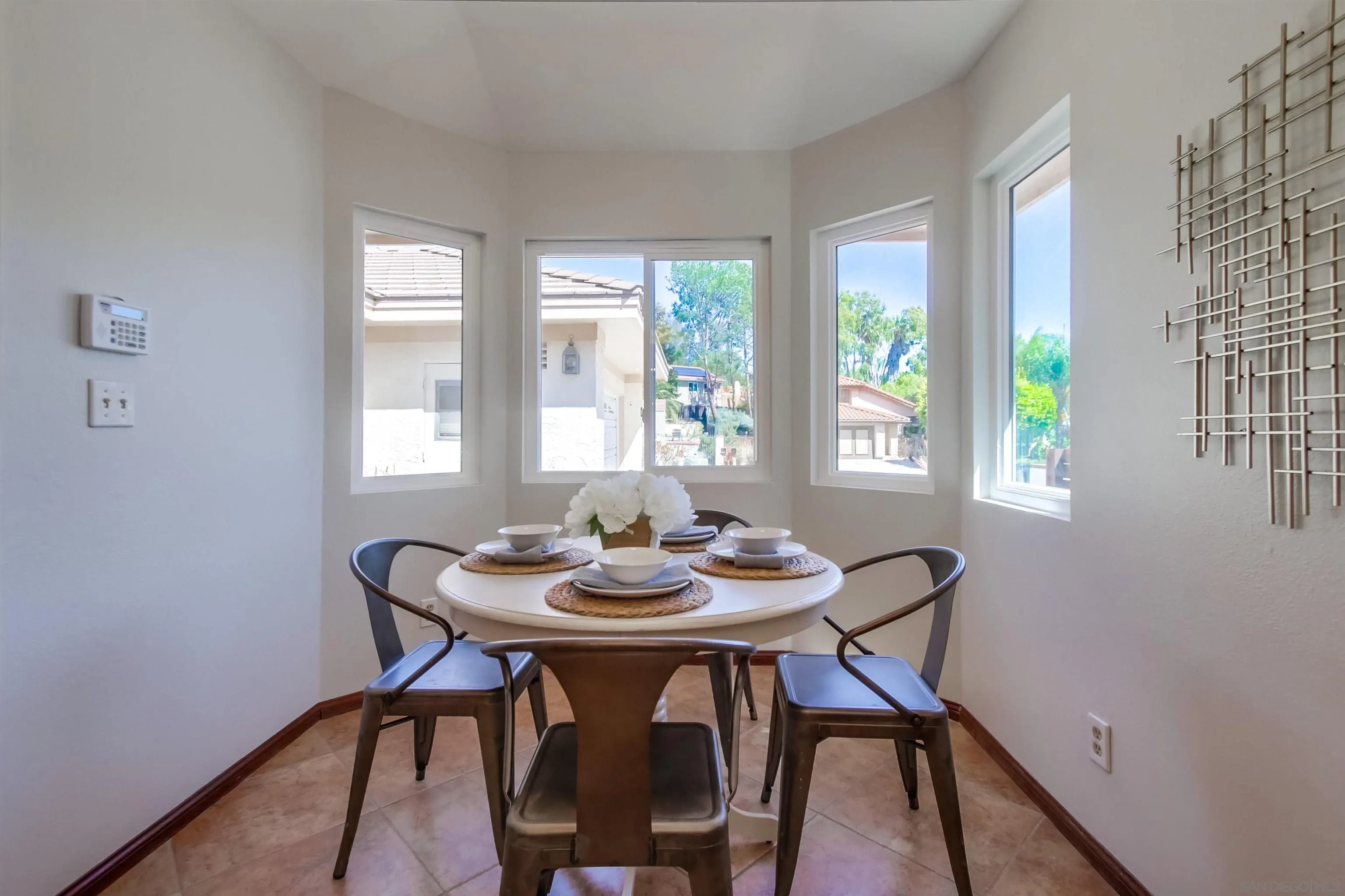 https://cdn.realtyfeed.com/cdn/127/220024119/658d0598f027365ac8fd460f715aa91a.webp