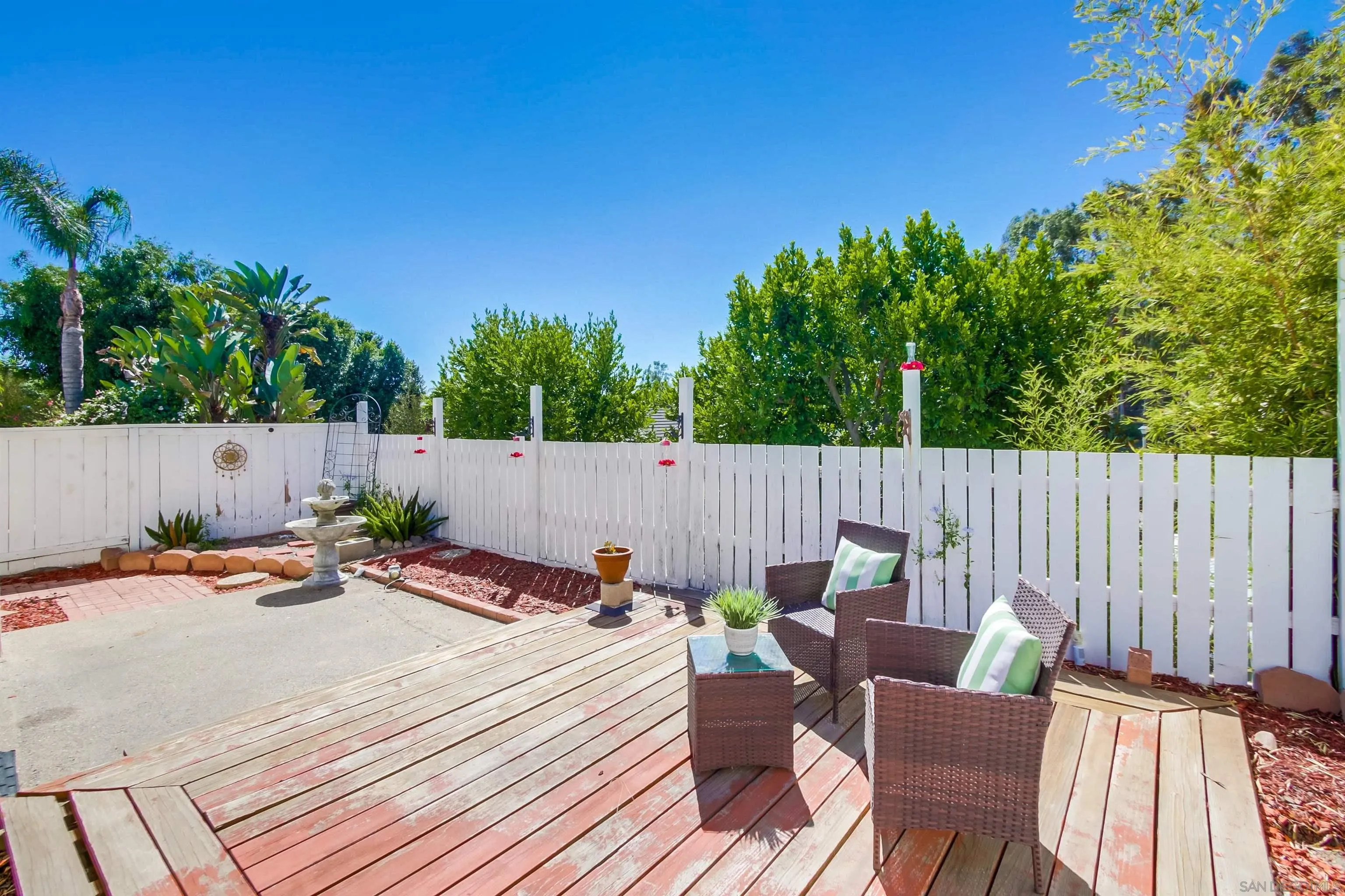 https://cdn.realtyfeed.com/cdn/127/220024119/746ce5aea834e8e343ea8d2e0e7e237e.webp
