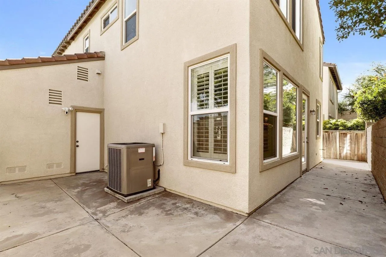 https://cdn.realtyfeed.com/cdn/127/220024184/2686c26c9ab89888604b343a994b8798.webp