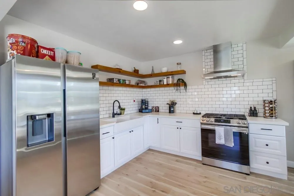 https://cdn.realtyfeed.com/cdn/127/220024282/055179a7c91b5343ca7337f39d66b097.webp