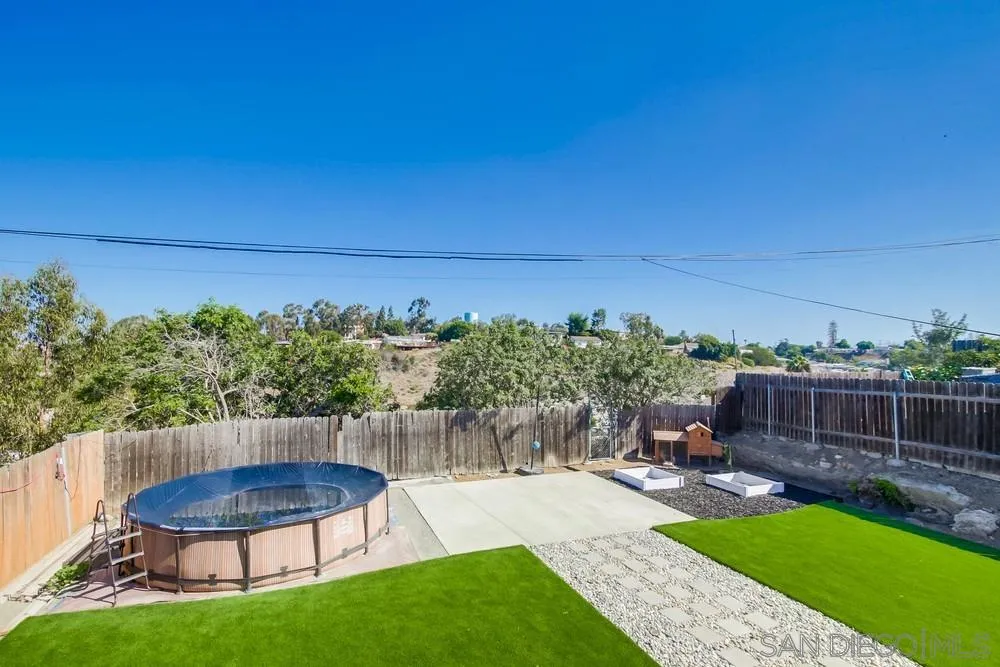 https://cdn.realtyfeed.com/cdn/127/220024282/5f3e989ef40551fd9cad34446904e266.webp