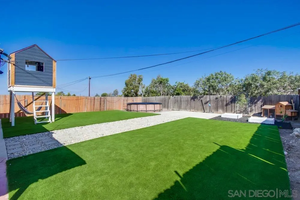 https://cdn.realtyfeed.com/cdn/127/220024282/88ad249b54ce8caa7a7fb8e781458c89.webp