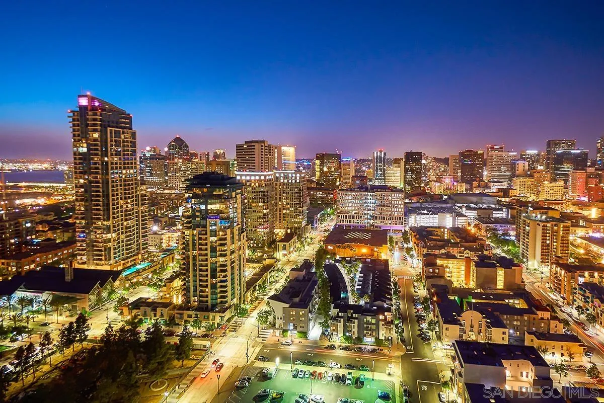 https://cdn.realtyfeed.com/cdn/127/220024283/b6c667b61493340c12e34545fd226d97.webp