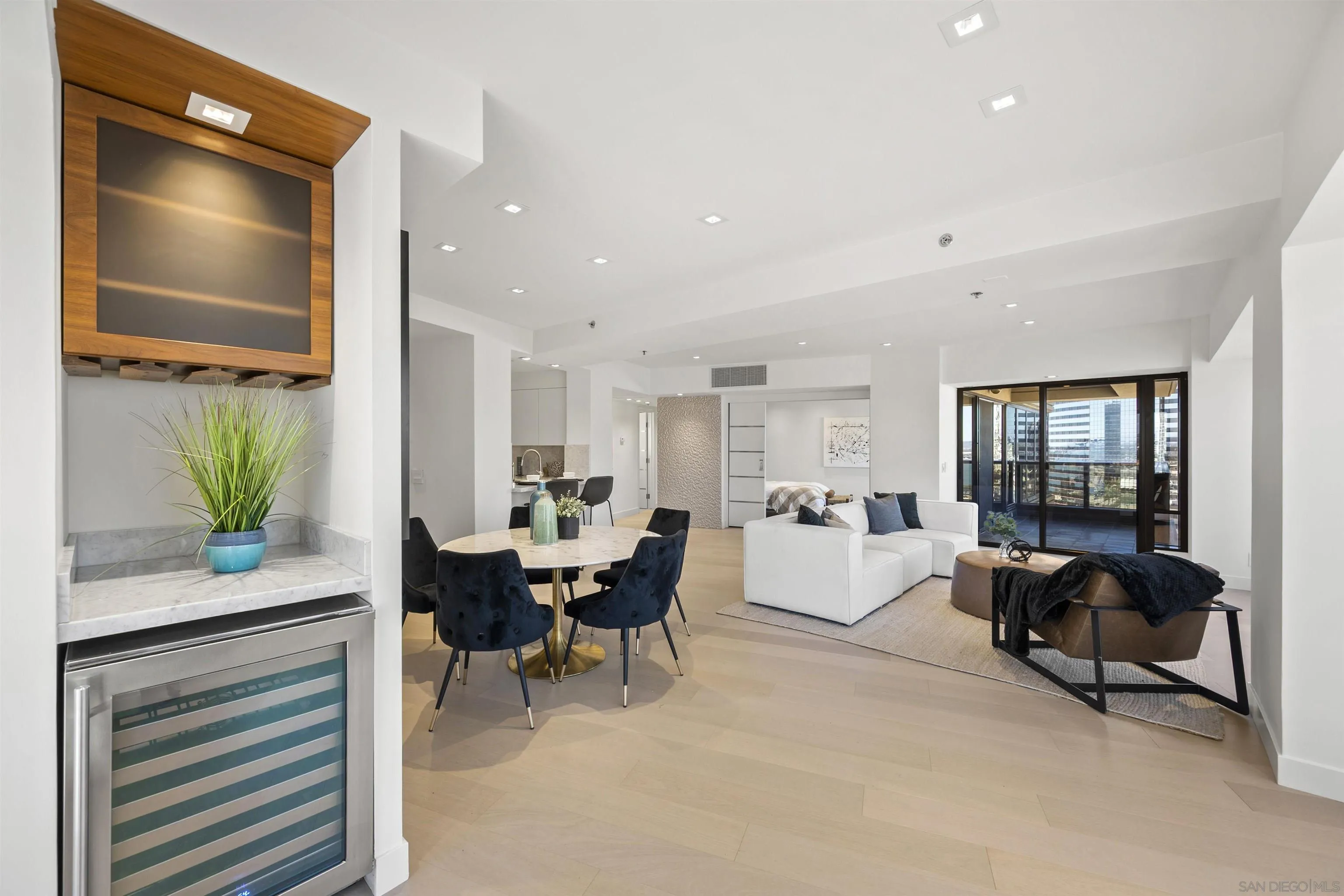 https://cdn.realtyfeed.com/cdn/127/220024283/e8877ac5709639d492e483f8e0fda058.webp