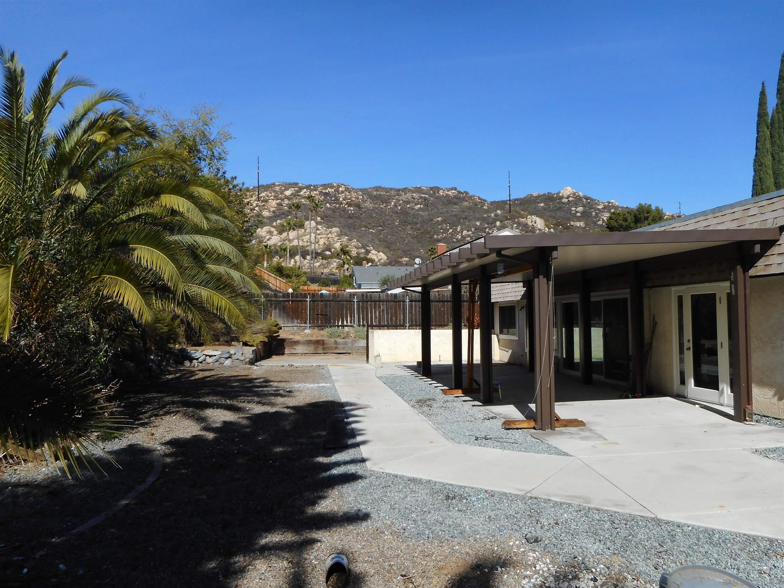 https://cdn.realtyfeed.com/cdn/127/220024427/d49615100c71f4d31b6aaaf601c57059.webp