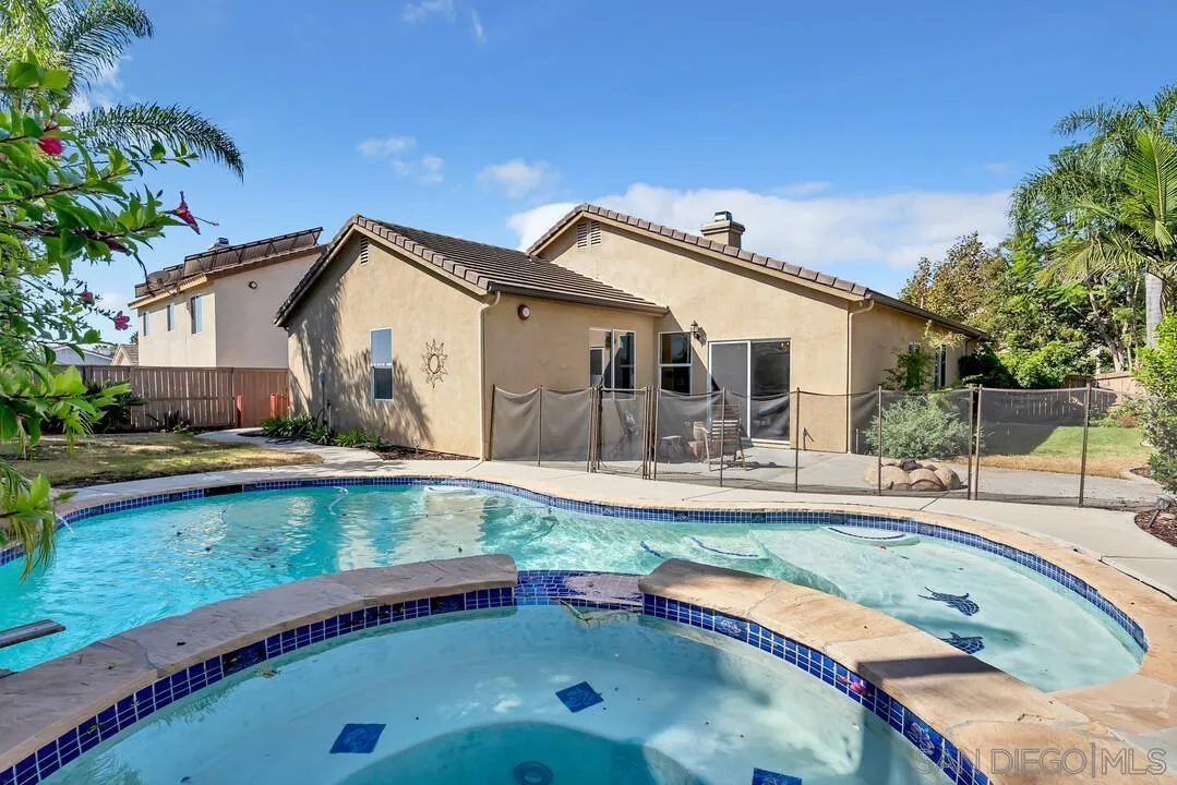 https://cdn.realtyfeed.com/cdn/127/220024494/54628f0de8aebb0b6288fe8b78412eb4.webp