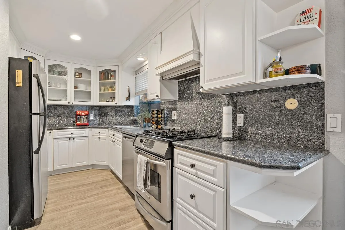 https://cdn.realtyfeed.com/cdn/127/220024613/502a3545182439305902c5fbb4841300.webp