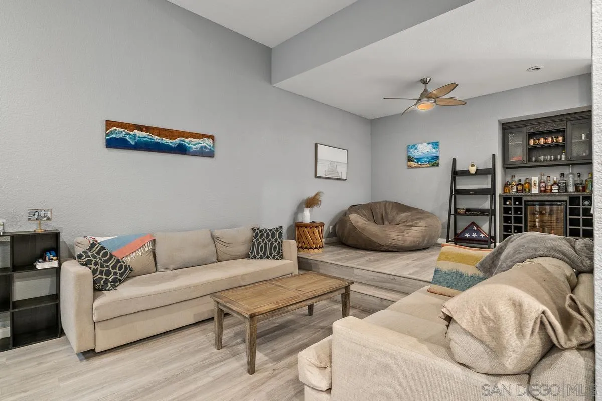 https://cdn.realtyfeed.com/cdn/127/220024613/65ec7bb6aa244d6d3072067433628ed6.webp