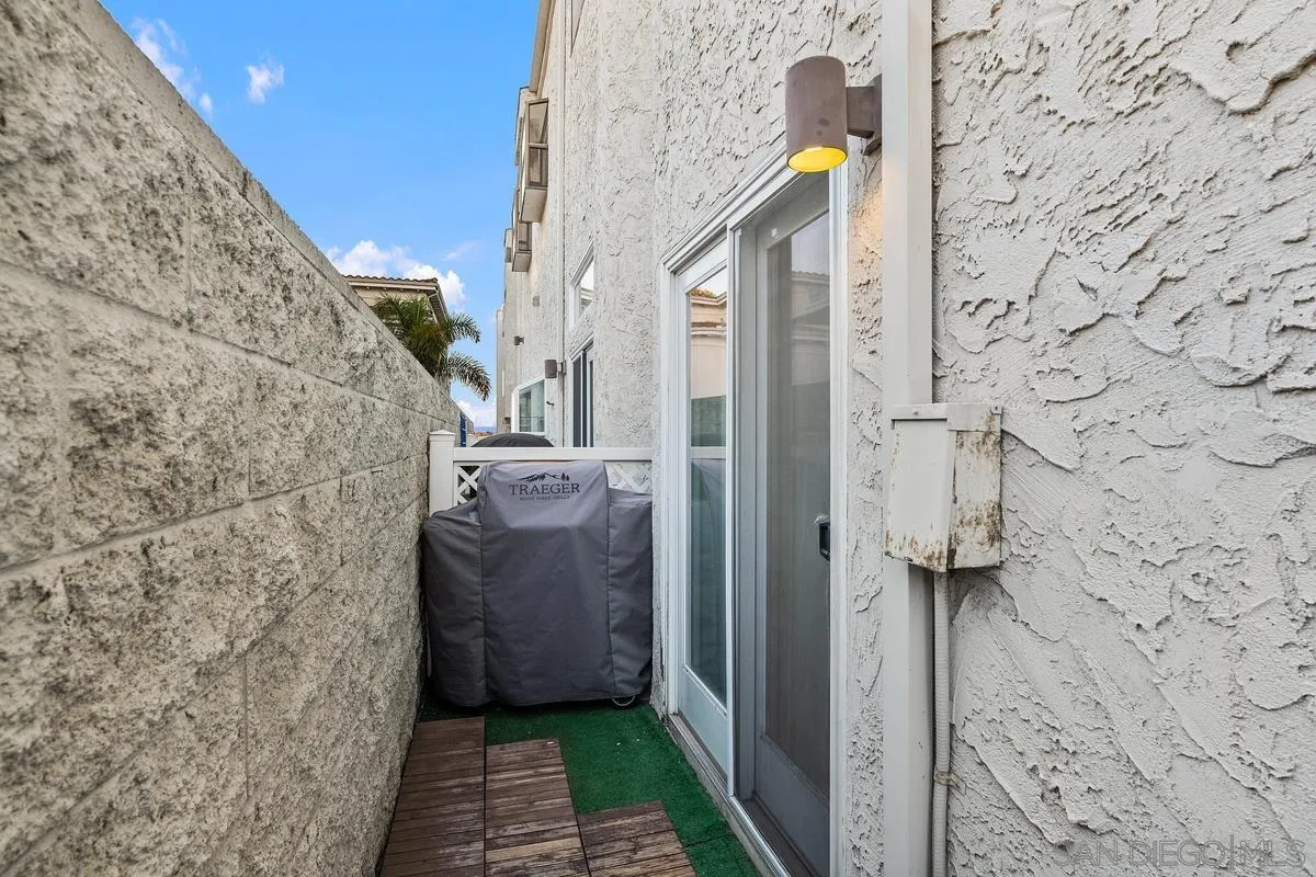 https://cdn.realtyfeed.com/cdn/127/220024613/abdf798ff8d1006adaa507d52b59b705.webp