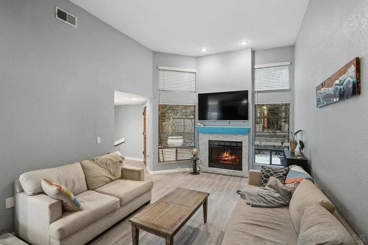 https://cdn.realtyfeed.com/cdn/127/220024613/ea036759d2e45594a560a37a4385b13f.webp