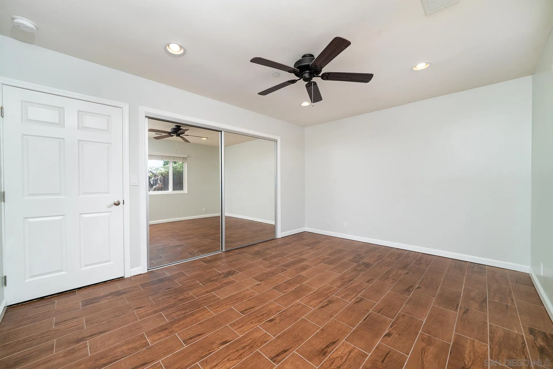 https://cdn.realtyfeed.com/cdn/127/220024630/7572c174c10977ea791b923d903da014.webp