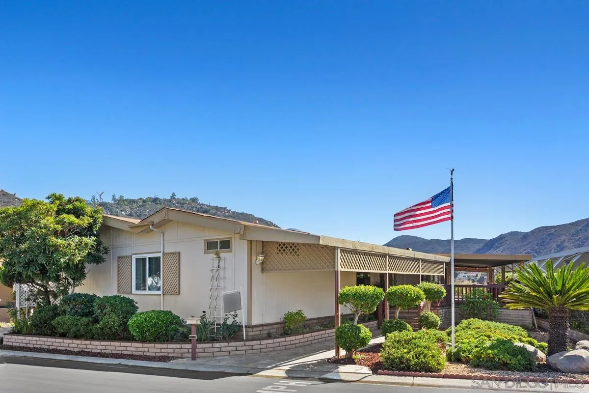 https://cdn.realtyfeed.com/cdn/127/220024655/0cdf9f246e0f54301626f219a82b1470.webp