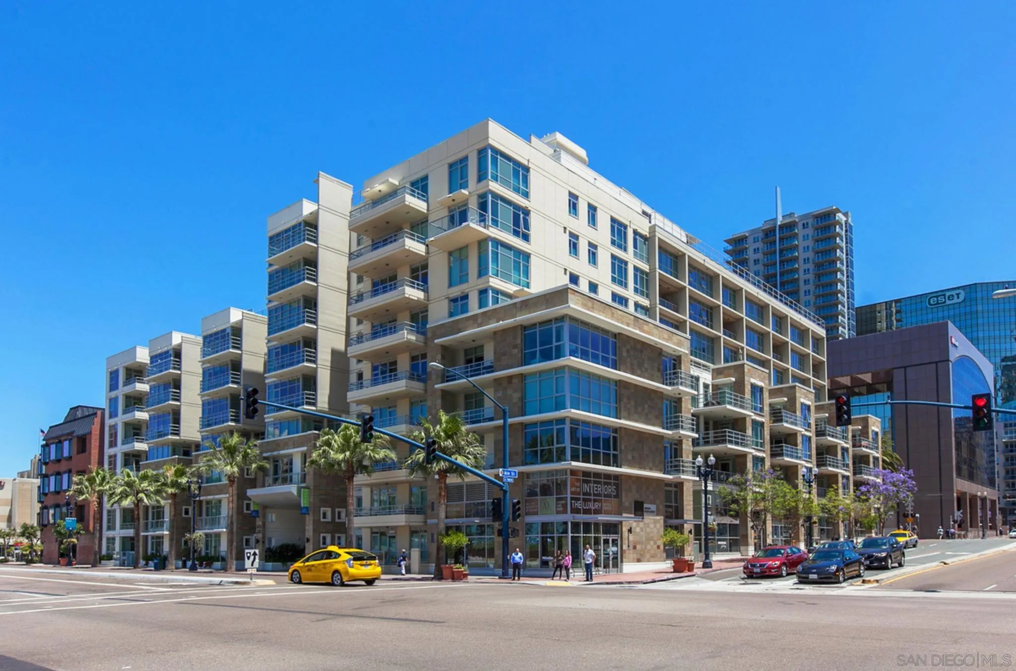 https://cdn.realtyfeed.com/cdn/127/220024774/471a5ba073f96091772c9991bdb2f422.webp