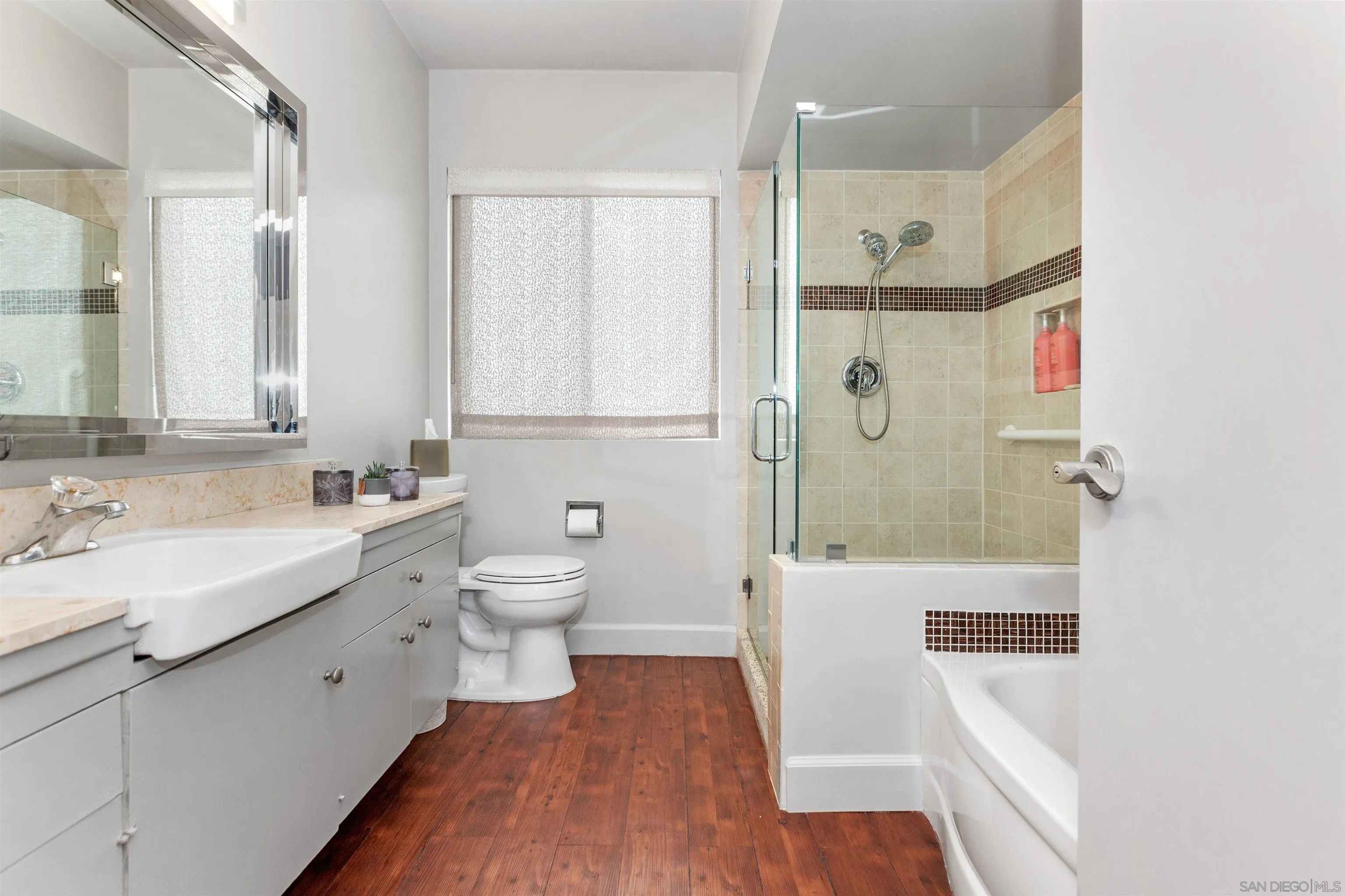 https://cdn.realtyfeed.com/cdn/127/220024891/e6611ef165d9c17084284ab0917be34b.webp