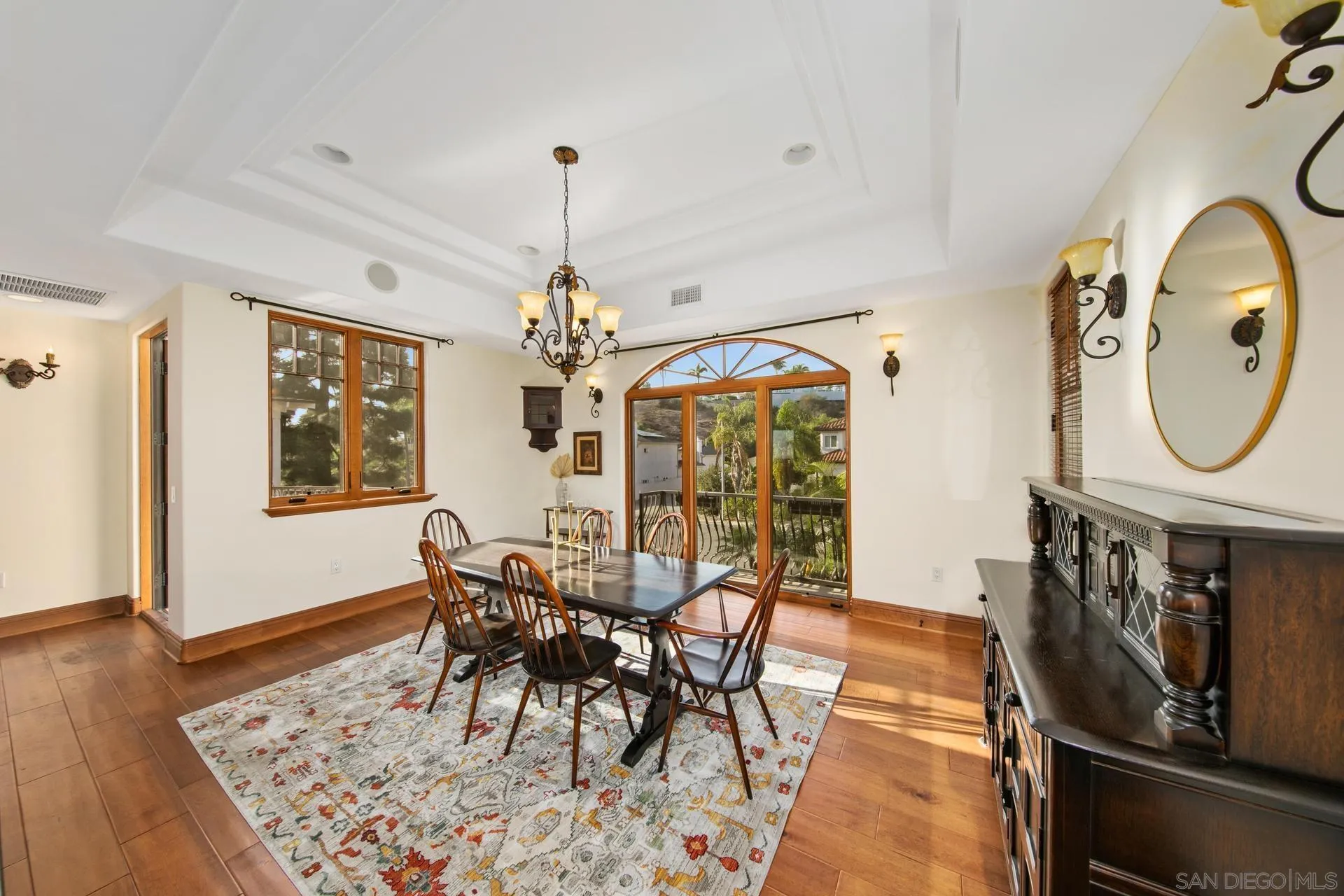 https://cdn.realtyfeed.com/cdn/127/220024926/8e1126694221735158b9b895defc2167.webp
