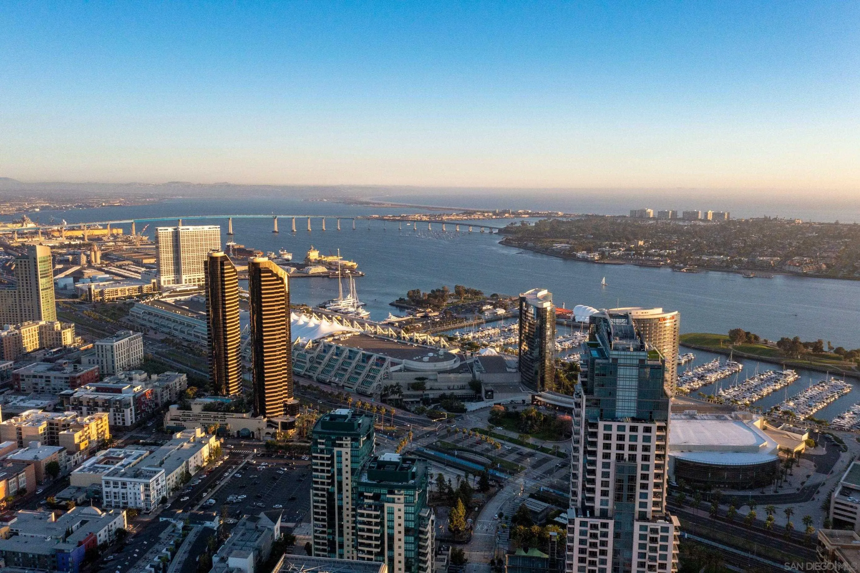 https://cdn.realtyfeed.com/cdn/127/220024955/7cf1581b45c379b3a7d7b163caea9493.webp