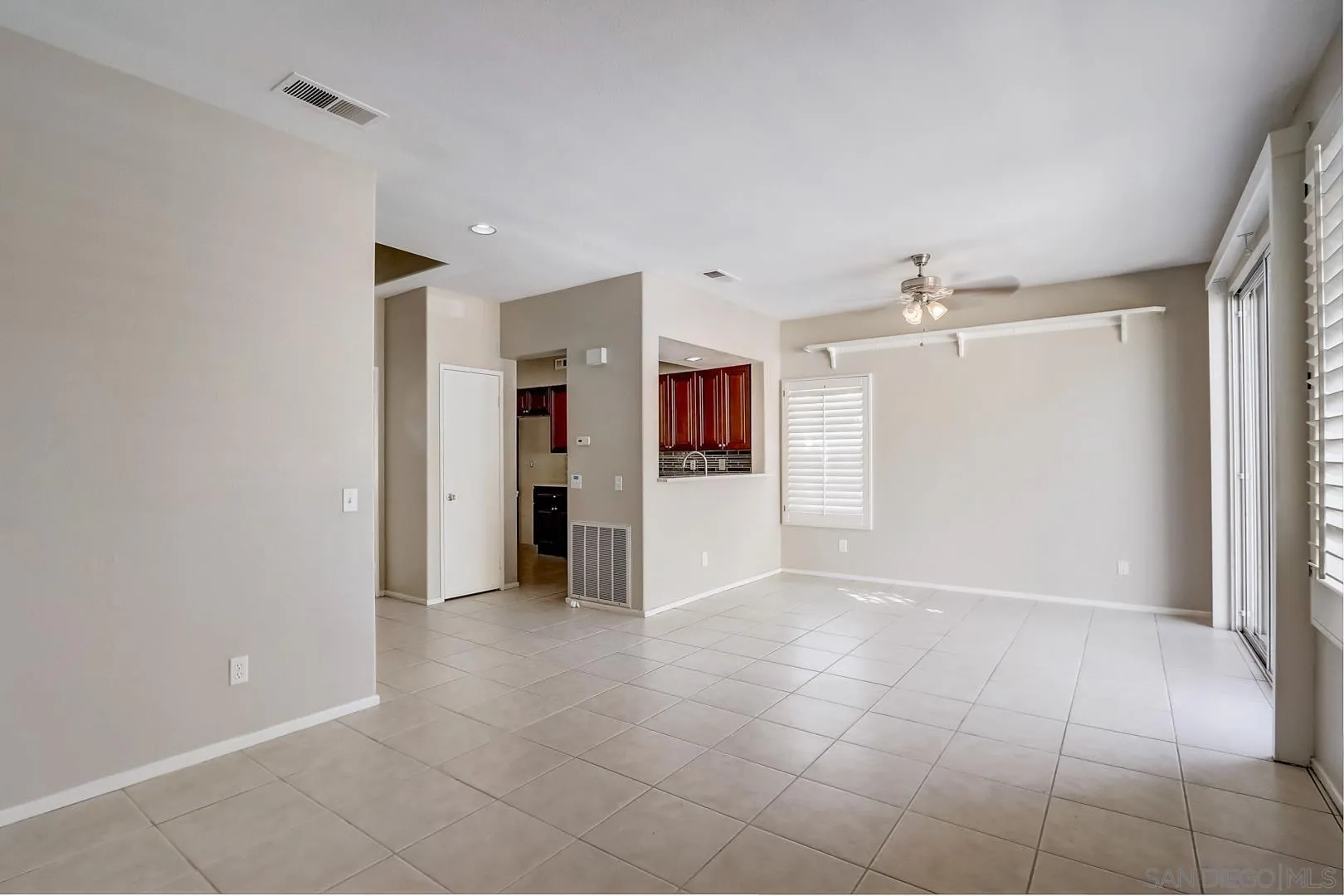 Photo #5: 220025124 Listing 