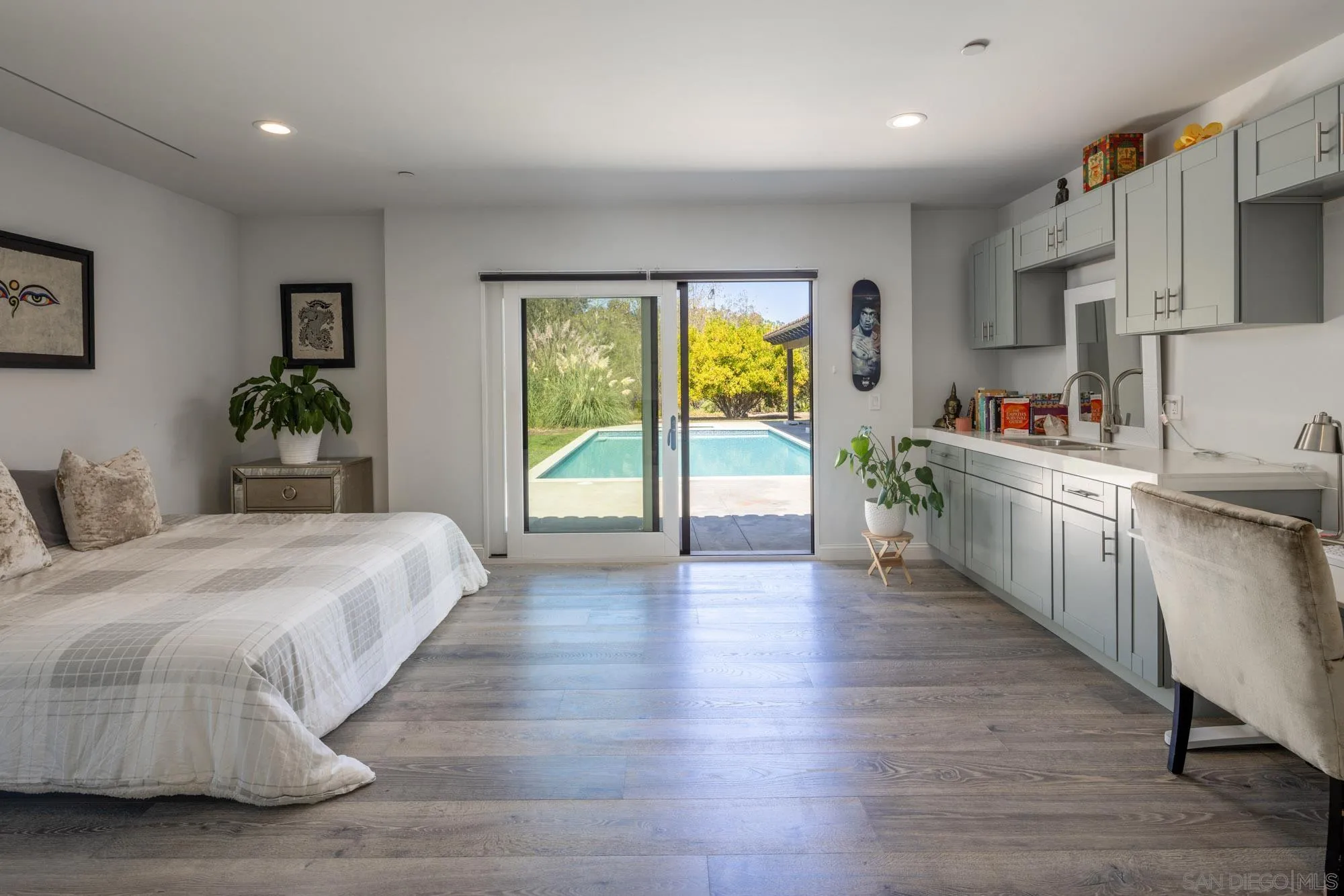 https://cdn.realtyfeed.com/cdn/127/220025153/0cca325c9b3da5a353fd6a7255e7da4f.webp