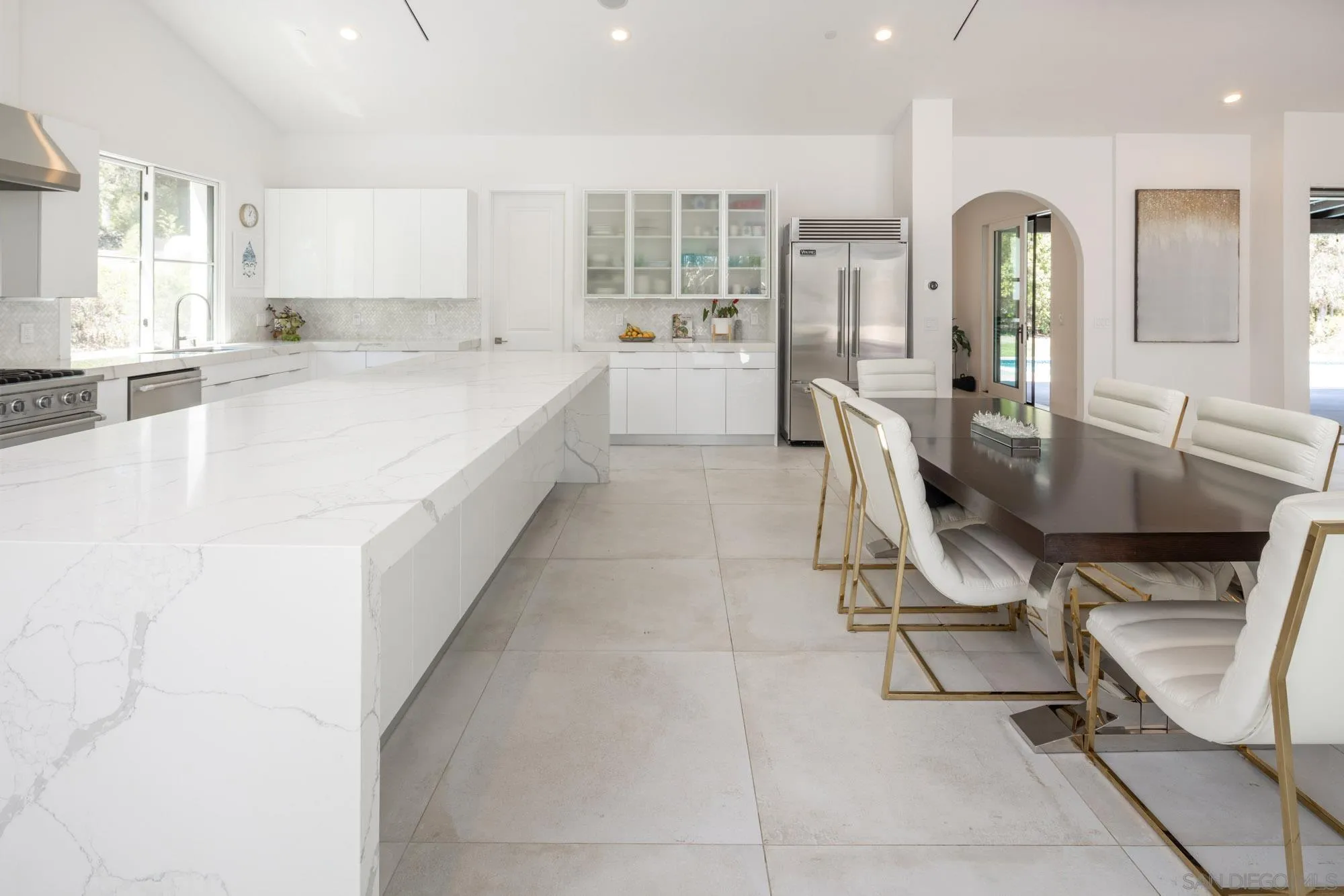 https://cdn.realtyfeed.com/cdn/127/220025153/836cedc319a95c29d9e218eeac10b951.webp