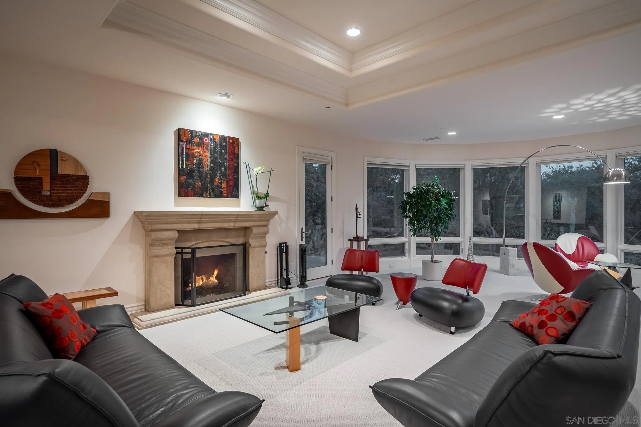 https://cdn.realtyfeed.com/cdn/127/220025200/22145da1e2834149926117db47fdad07.webp