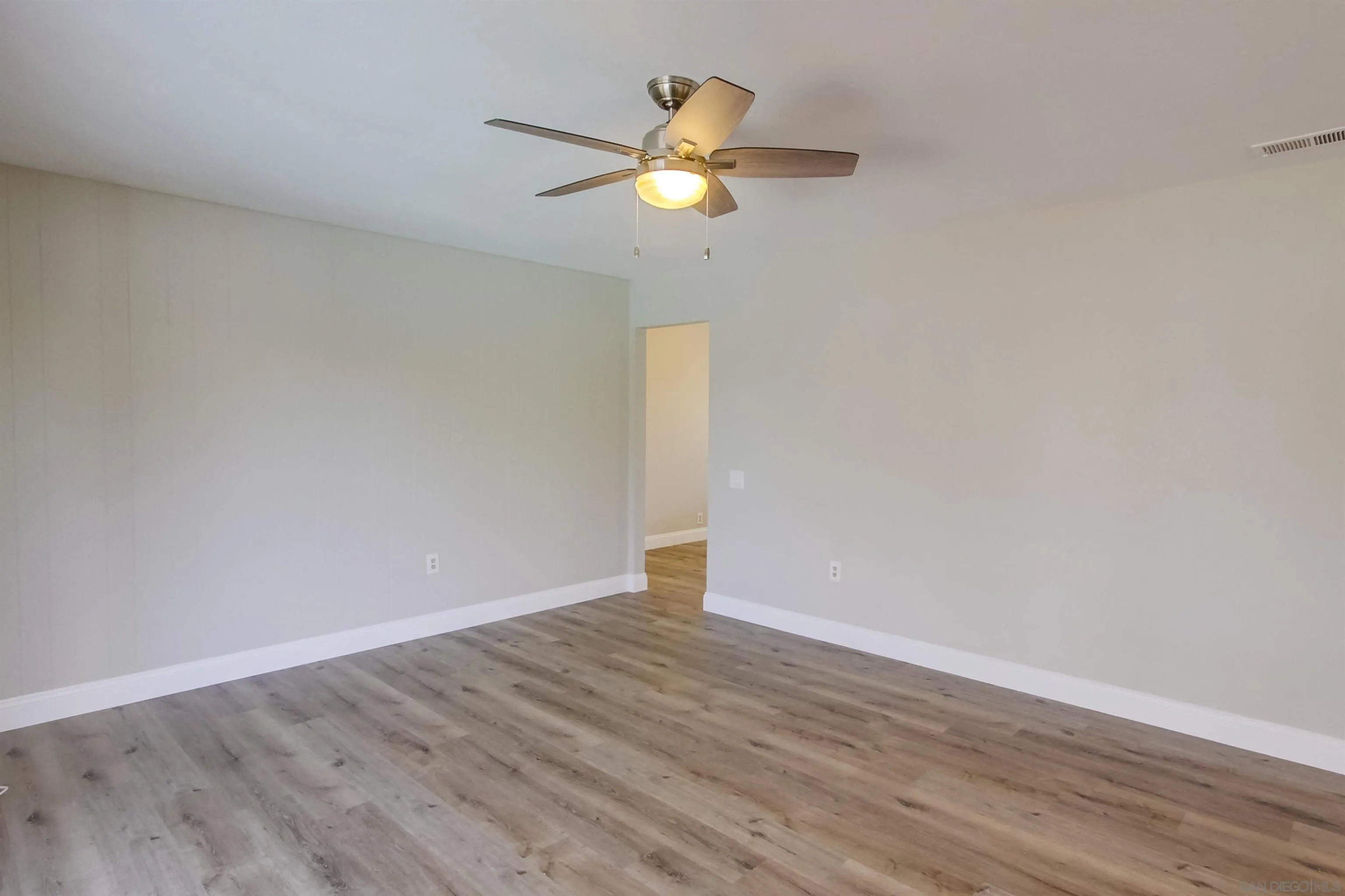https://cdn.realtyfeed.com/cdn/127/220025209/0837373a40d6046426ec9a75c178621e.webp