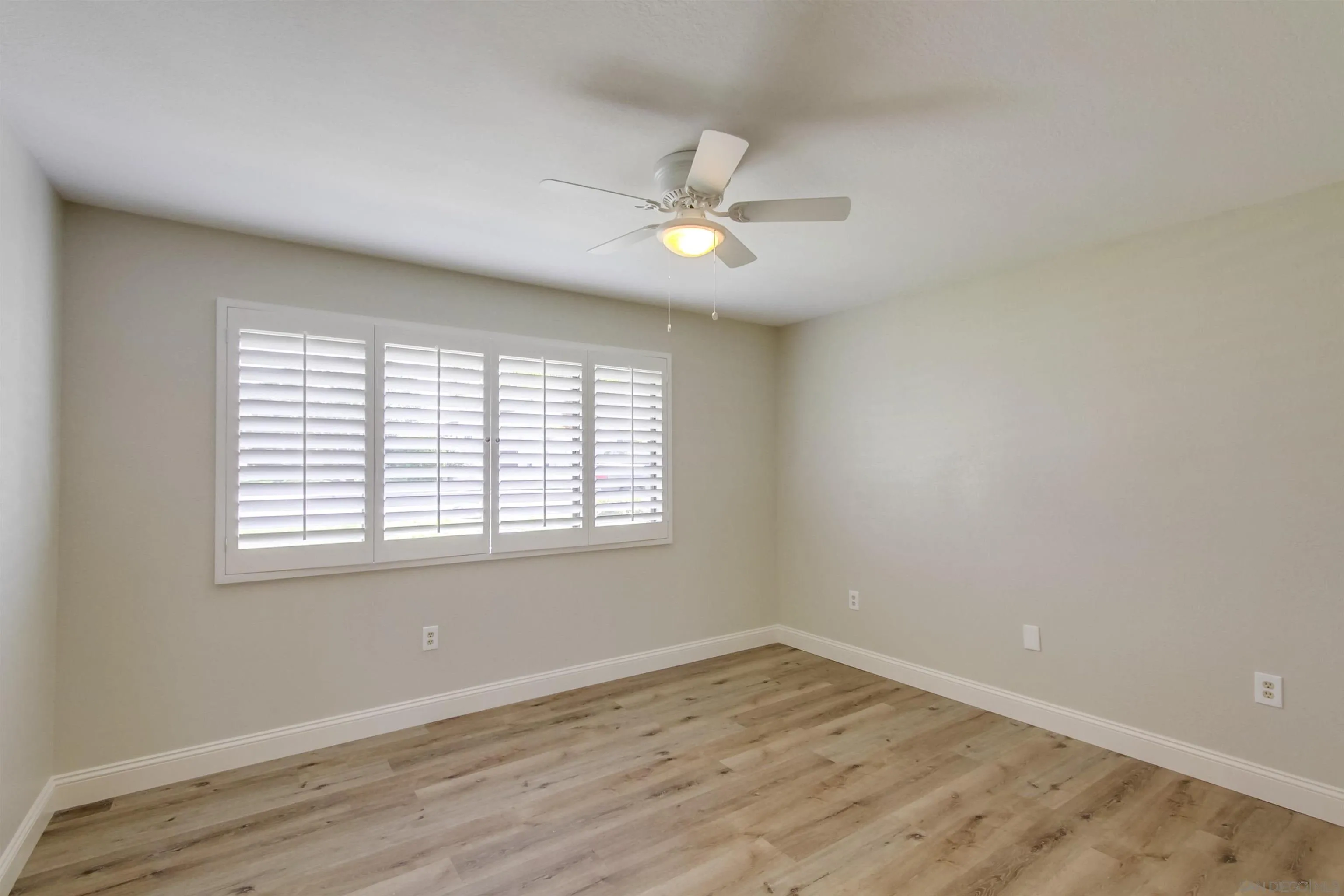 https://cdn.realtyfeed.com/cdn/127/220025209/0d7a002d1f149a5fe3dd3f0e05250f8c.webp
