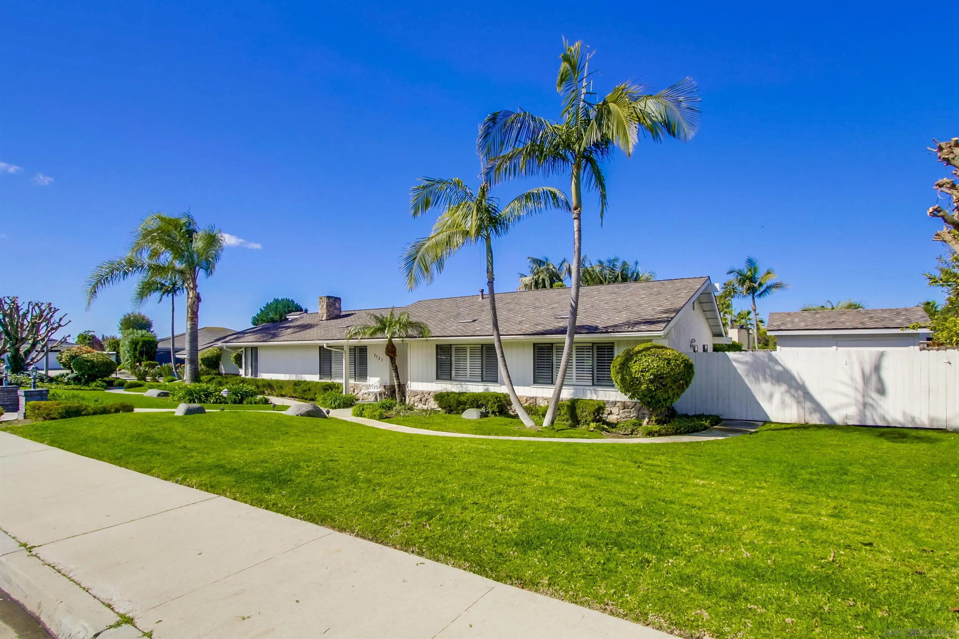 https://cdn.realtyfeed.com/cdn/127/220025209/545da35da151315496683edde97aacfd.webp