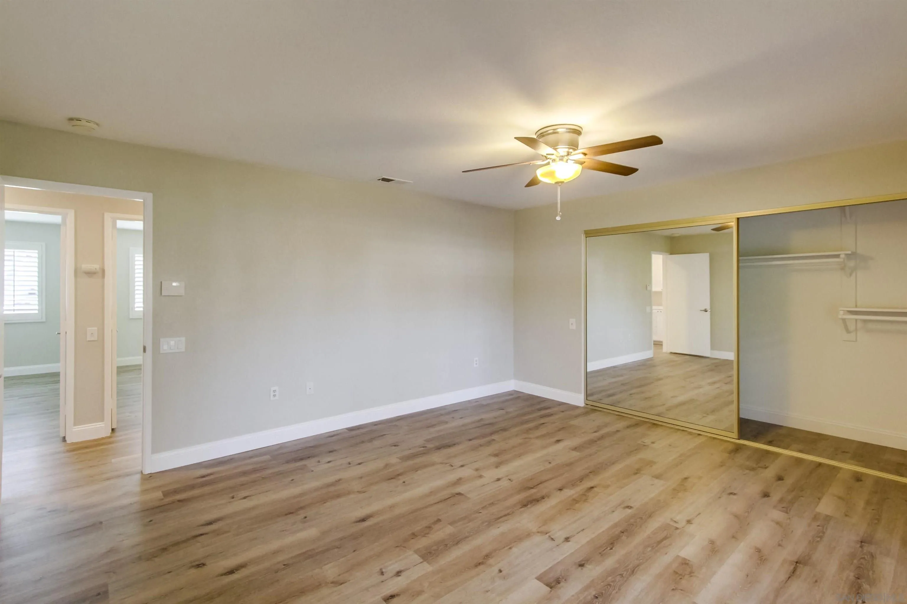 https://cdn.realtyfeed.com/cdn/127/220025209/71e2d6d7a320c5b6c53fc1cb8d4cbb62.webp
