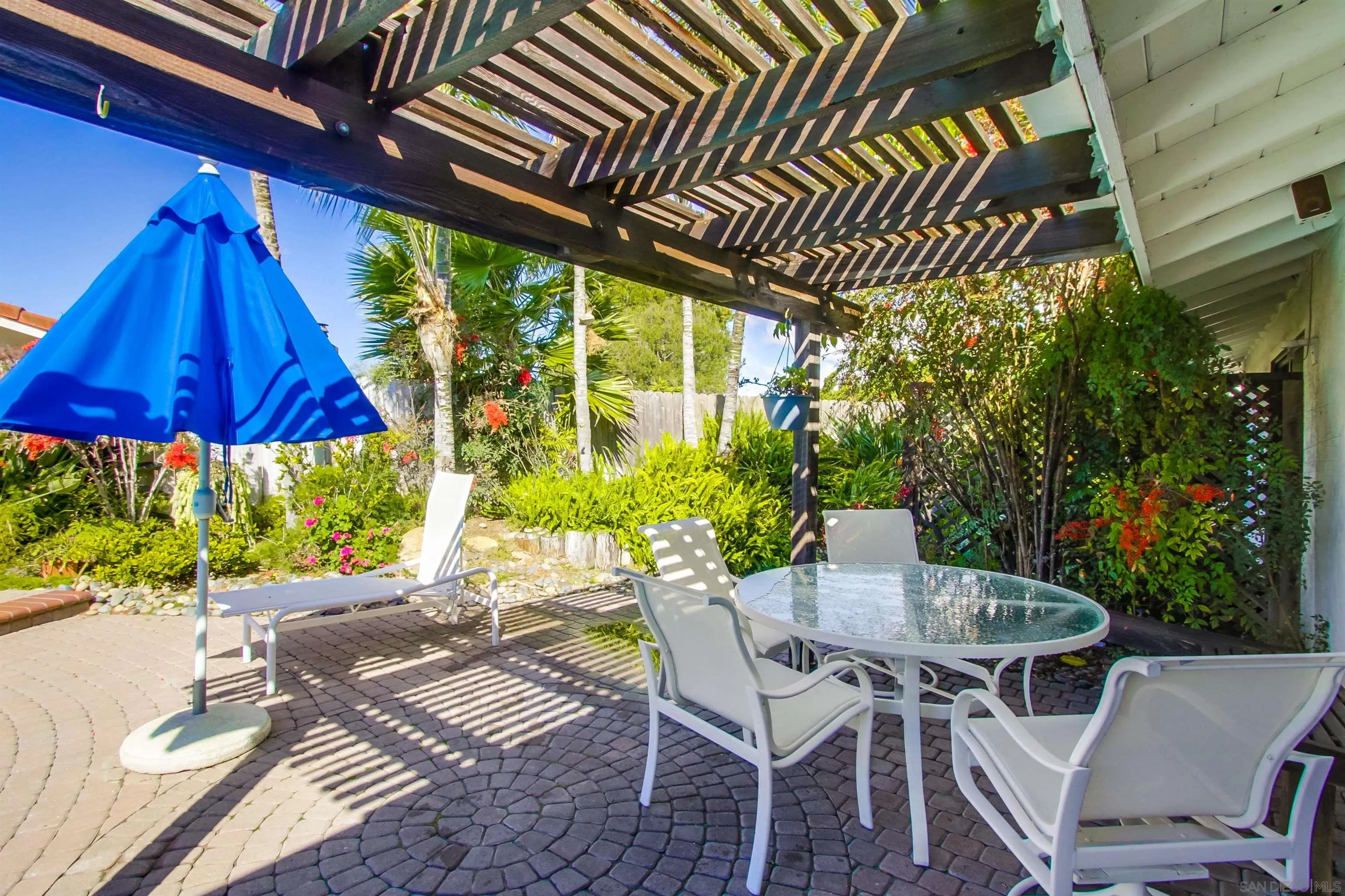 https://cdn.realtyfeed.com/cdn/127/220025209/a13cb0b731100959ac3e32581be0ba5f.webp