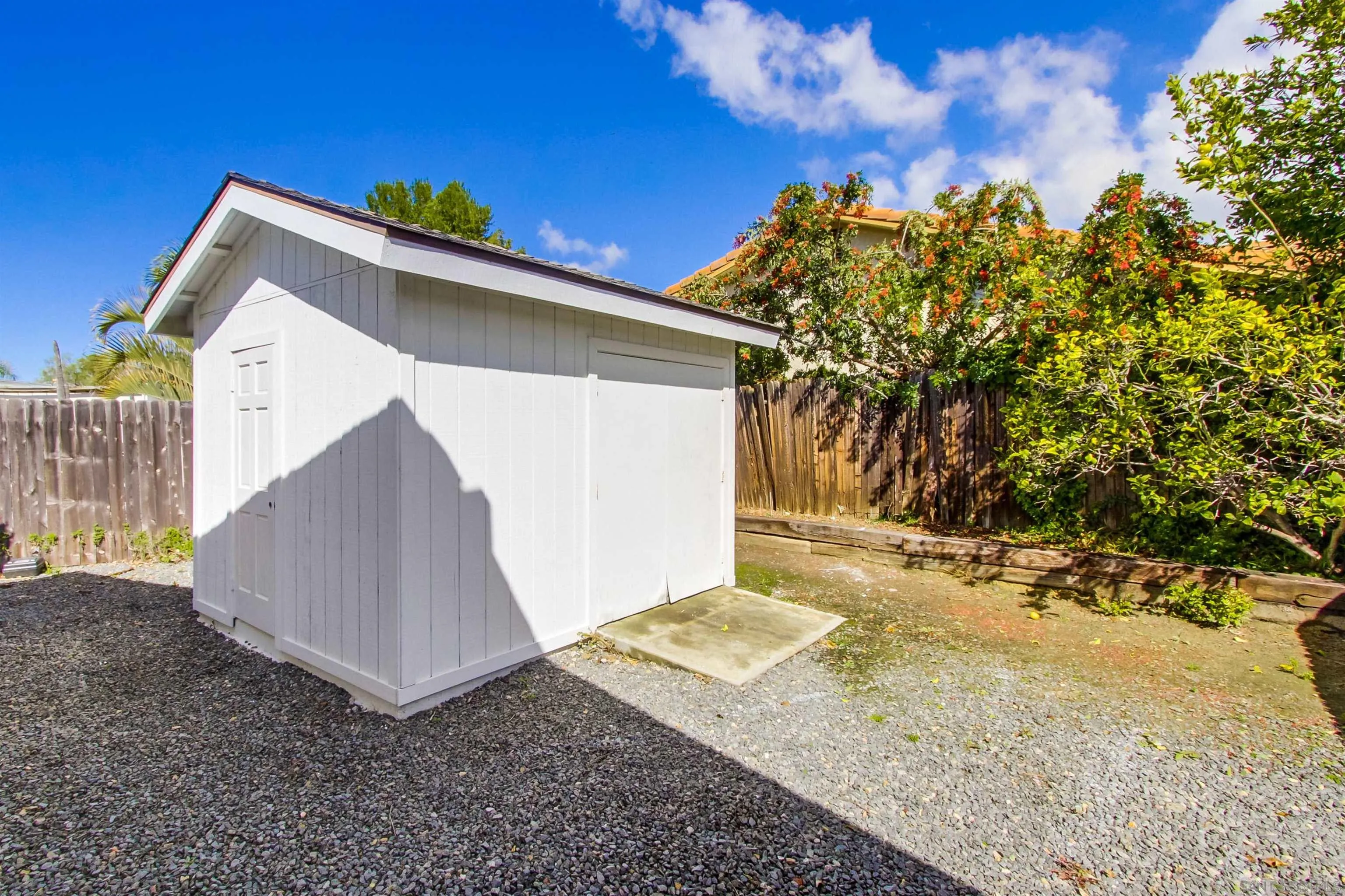 https://cdn.realtyfeed.com/cdn/127/220025209/b8e6f8077f83ad5dfdc54b9791d52cd9.webp
