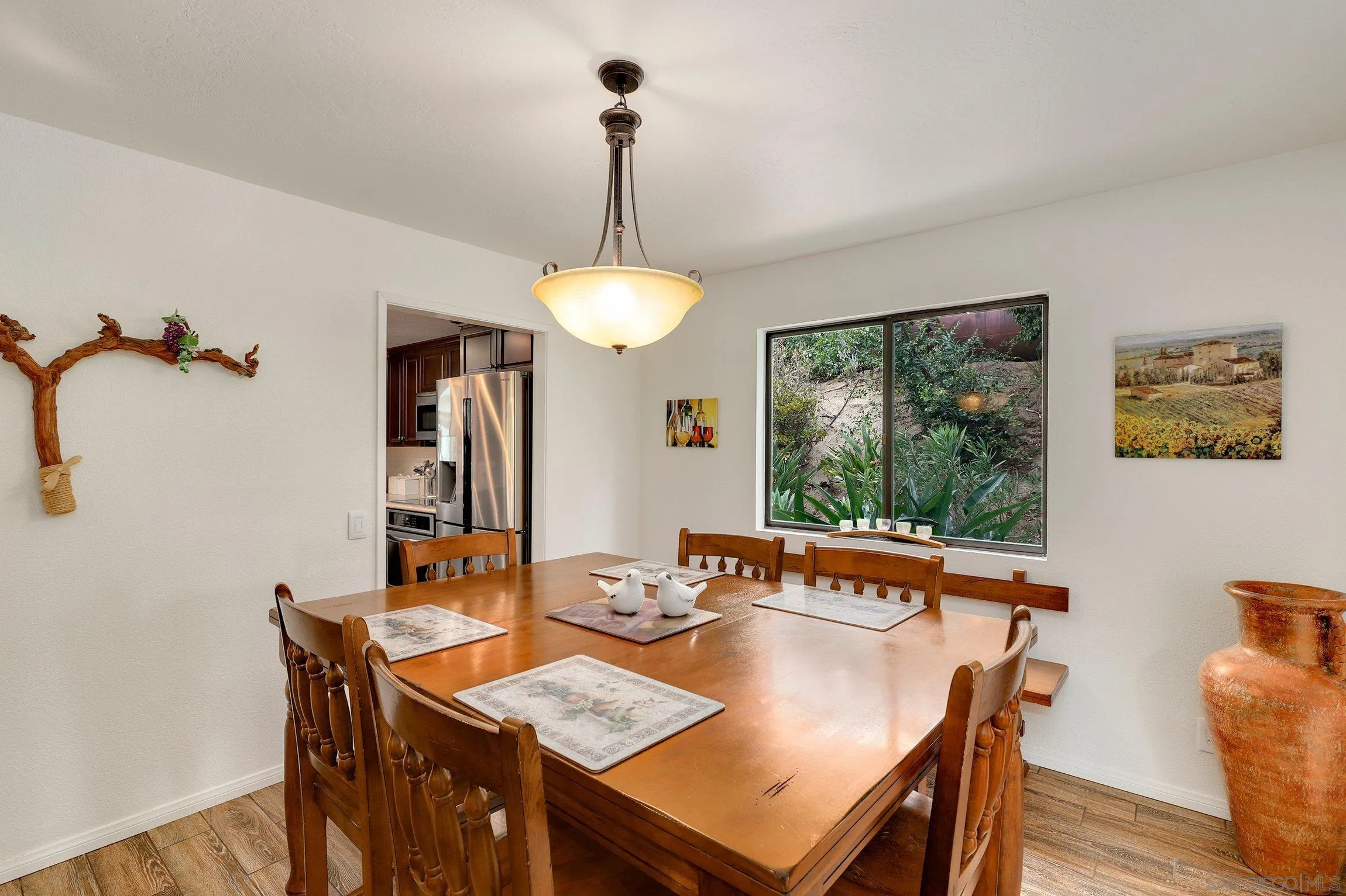 https://cdn.realtyfeed.com/cdn/127/220025428/0e75d1effb23524b541d5c036ef37317.webp