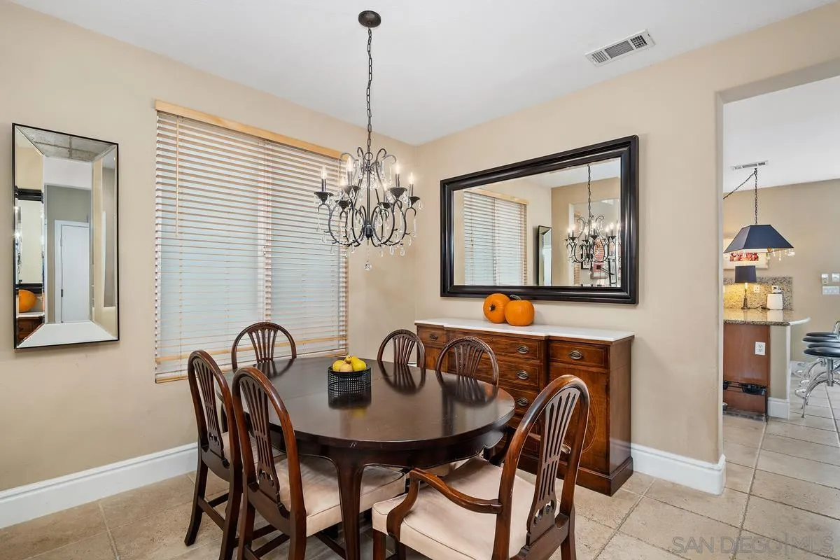 https://cdn.realtyfeed.com/cdn/127/220025577/25f8a4df968b0fe116f021dbbc53cd83.webp