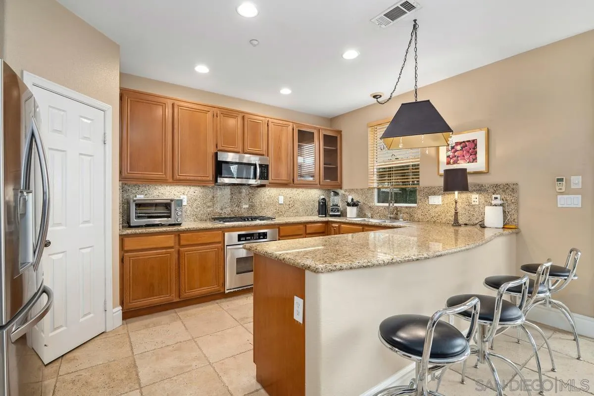 https://cdn.realtyfeed.com/cdn/127/220025577/d71a39c9487bc3305851ef49d6cf73e8.webp