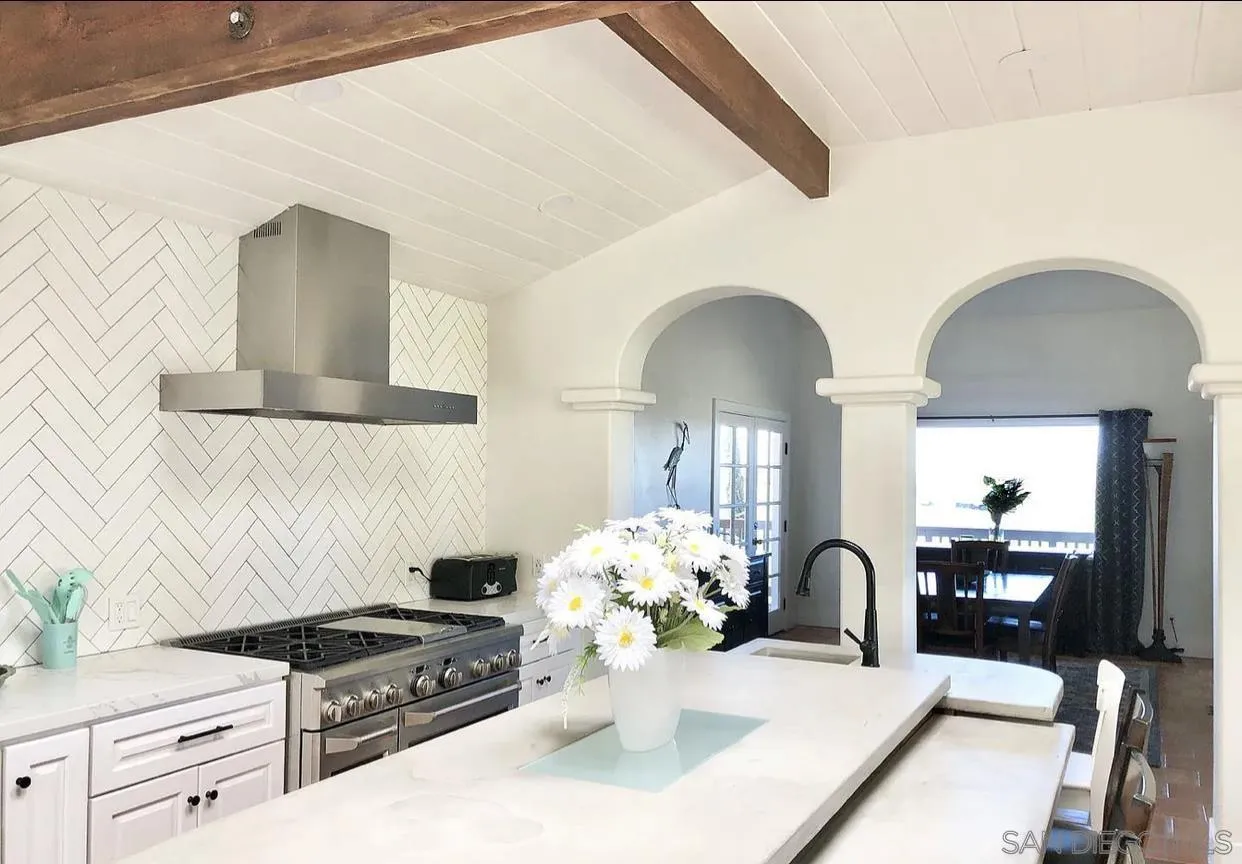 https://cdn.realtyfeed.com/cdn/127/220025795/e273806be5361109b63ab4b747e46fe8.webp