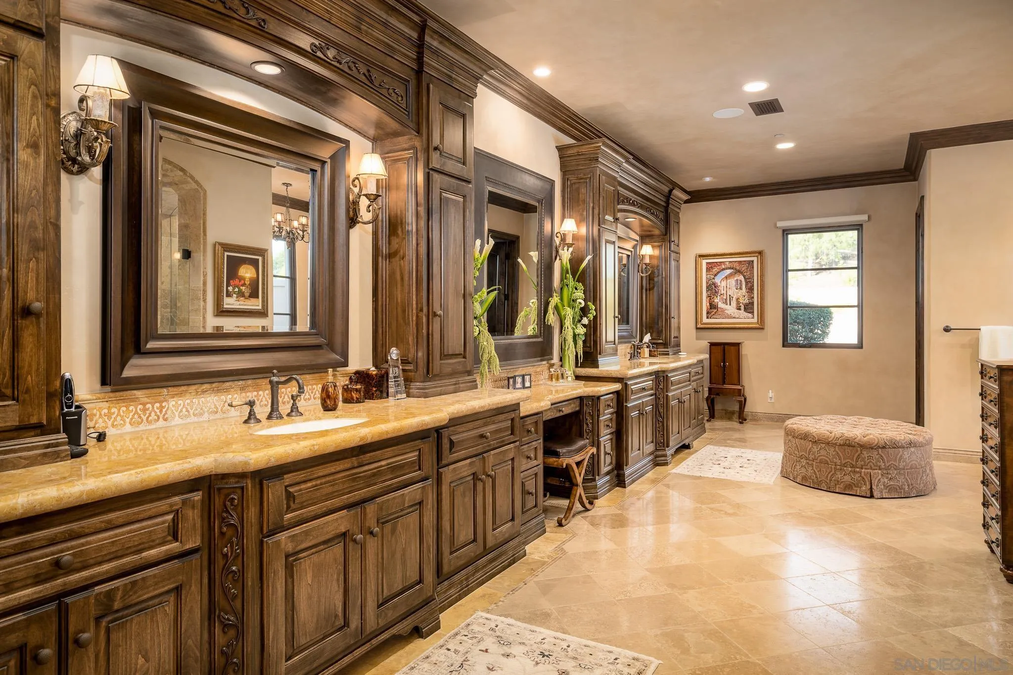 https://cdn.realtyfeed.com/cdn/127/220025809/bf2ad27b34b87608350fd713d22c0c47.webp
