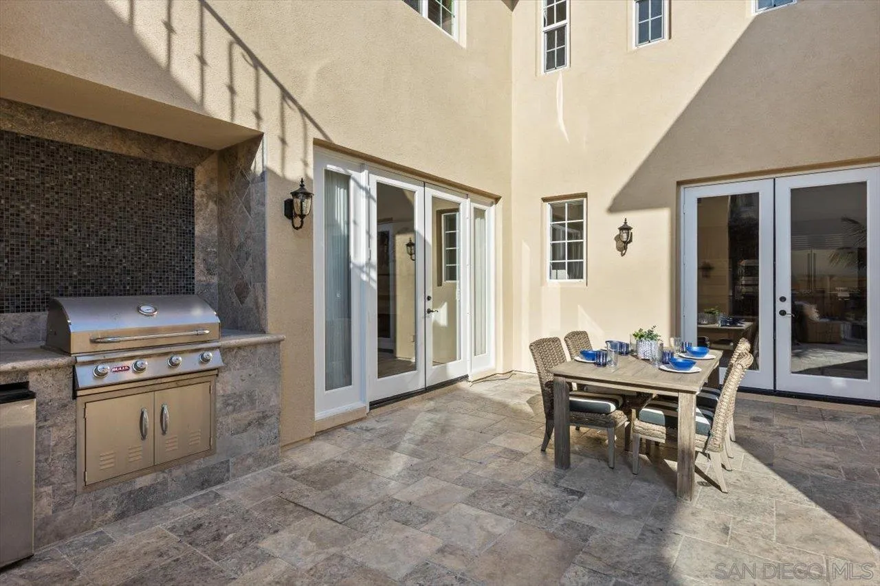 https://cdn.realtyfeed.com/cdn/127/220025882/59349d2618dcd0c8cc0a46db8f9b4289.webp