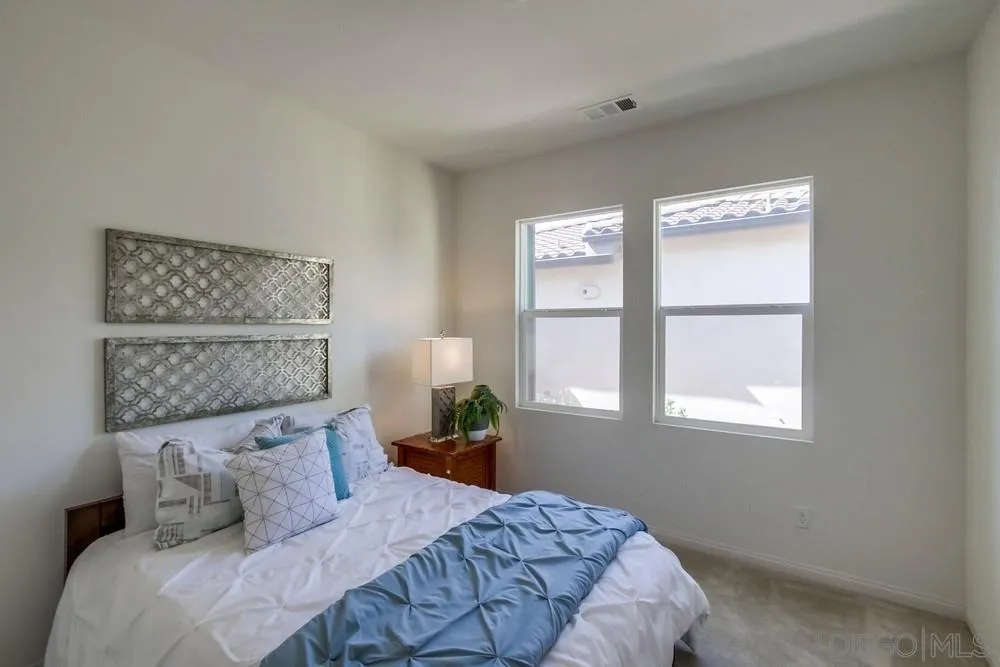 https://cdn.realtyfeed.com/cdn/127/220025942/21471e63f20d5e0d9e52bf6e3b86051a.webp