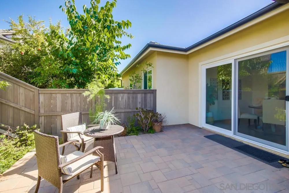 https://cdn.realtyfeed.com/cdn/127/220025942/6b3ba0d44f3647484c8ace206d035d36.webp