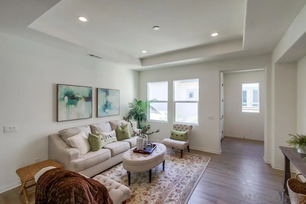 https://cdn.realtyfeed.com/cdn/127/220025942/9b7be99267665d5a95d72a0505a39bdd.webp