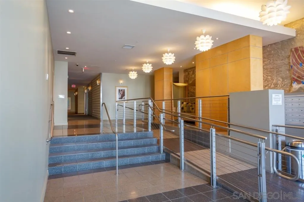https://cdn.realtyfeed.com/cdn/127/220025975/1292855c505ba3aa8199053608ccf103.webp