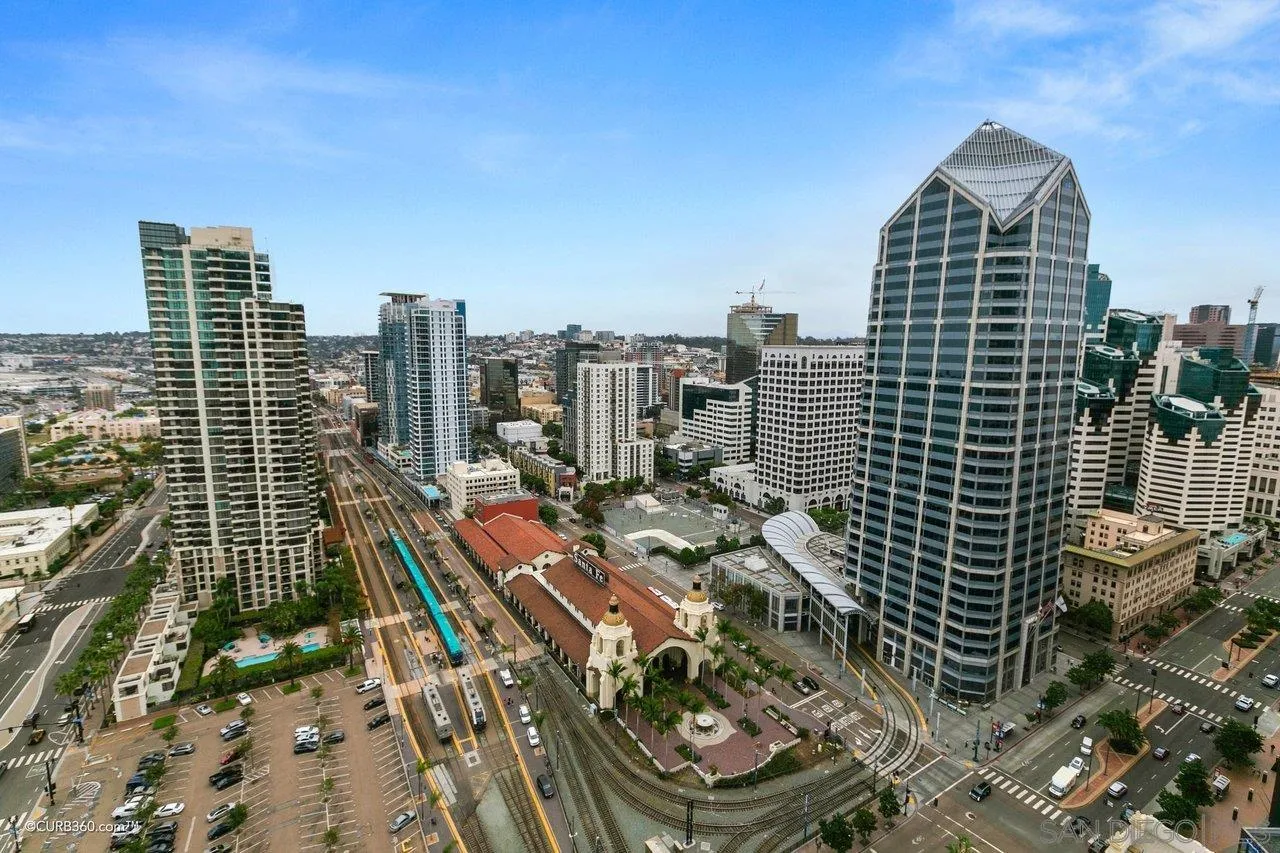 https://cdn.realtyfeed.com/cdn/127/220026117/10587276a871793b1a319b93c73d3b76.webp