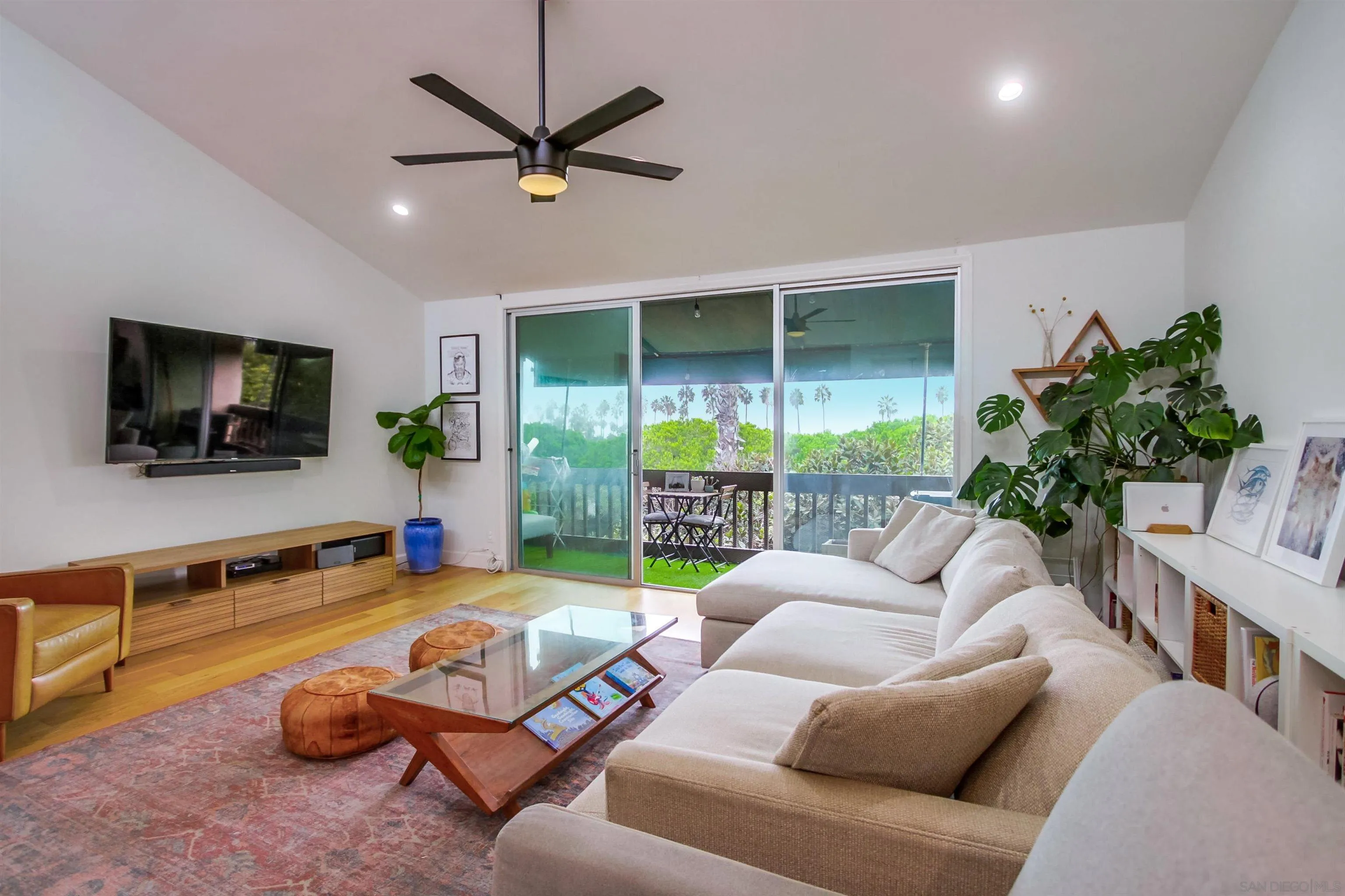 Photo #6: 220026188 Listing 