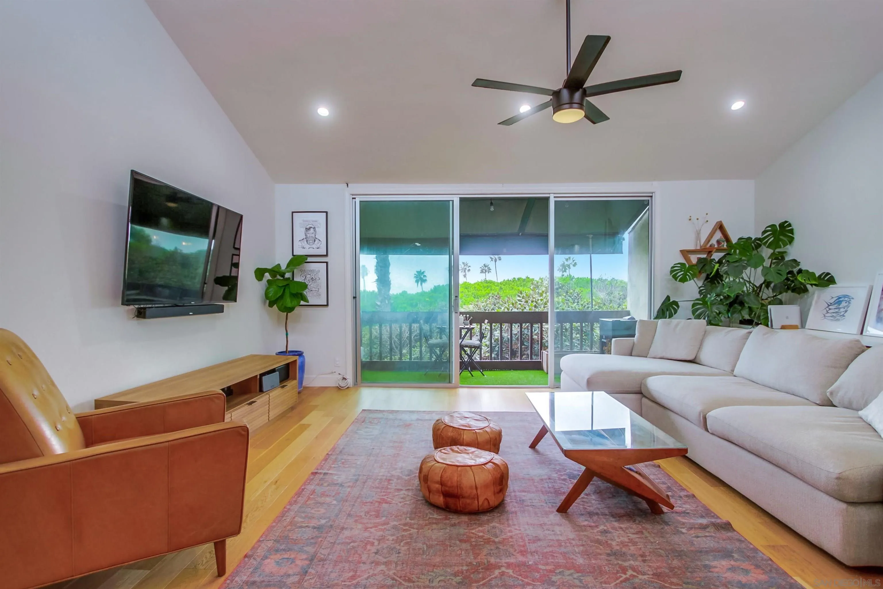 Photo #4: 220026188 Listing 